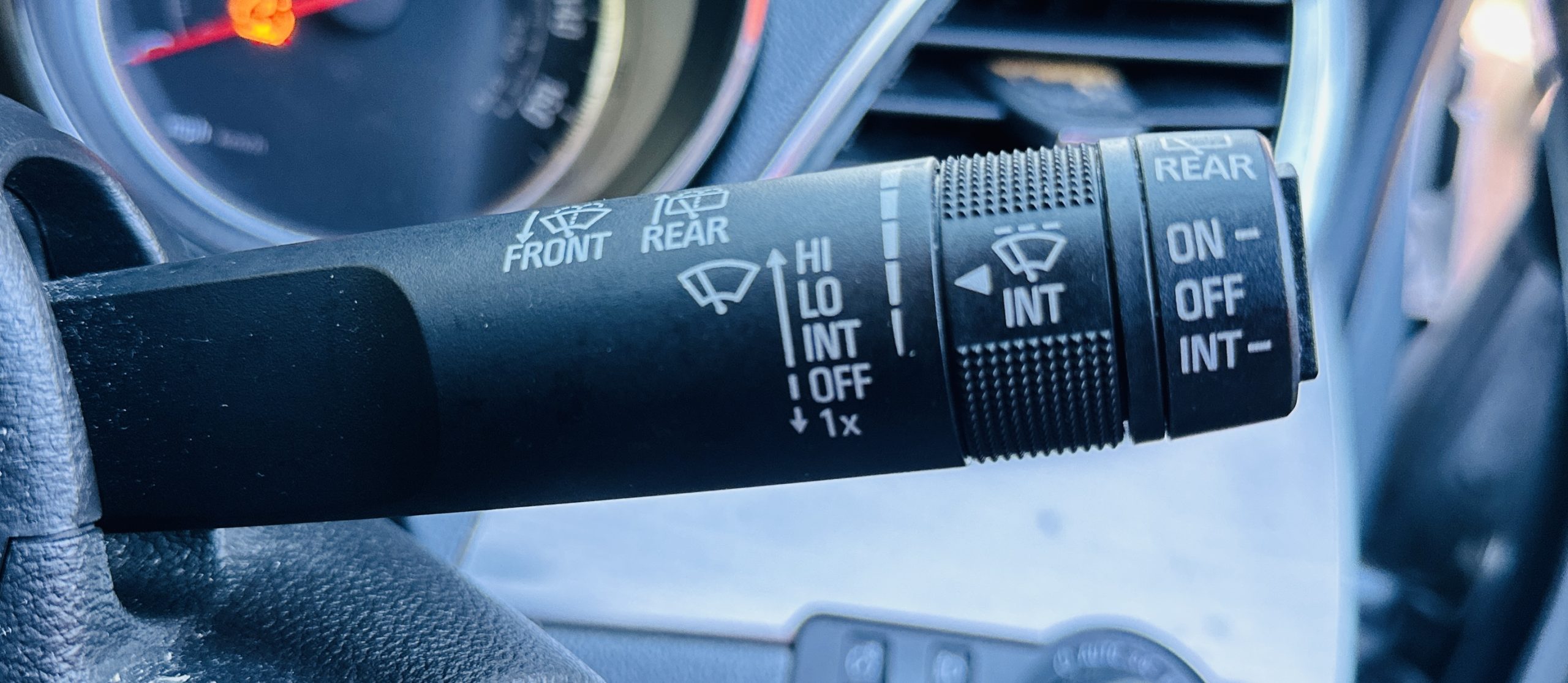 Vauxhall Mokka 1.4i Turbo SE SUV 5dr Petrol Auto 2WD Euro 6 (140 ps)