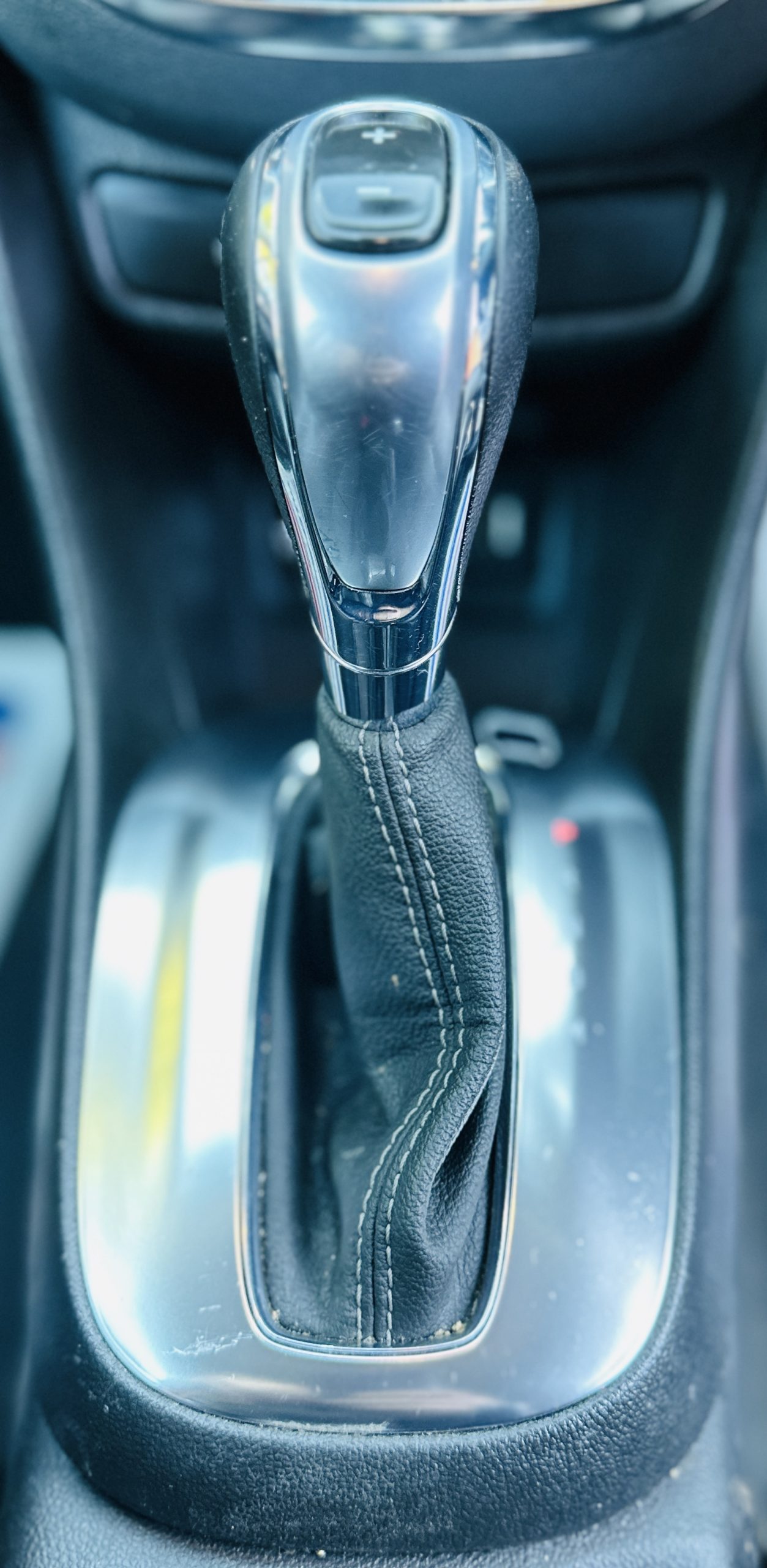 Vauxhall Mokka 1.4i Turbo SE SUV 5dr Petrol Auto 2WD Euro 6 (140 ps)