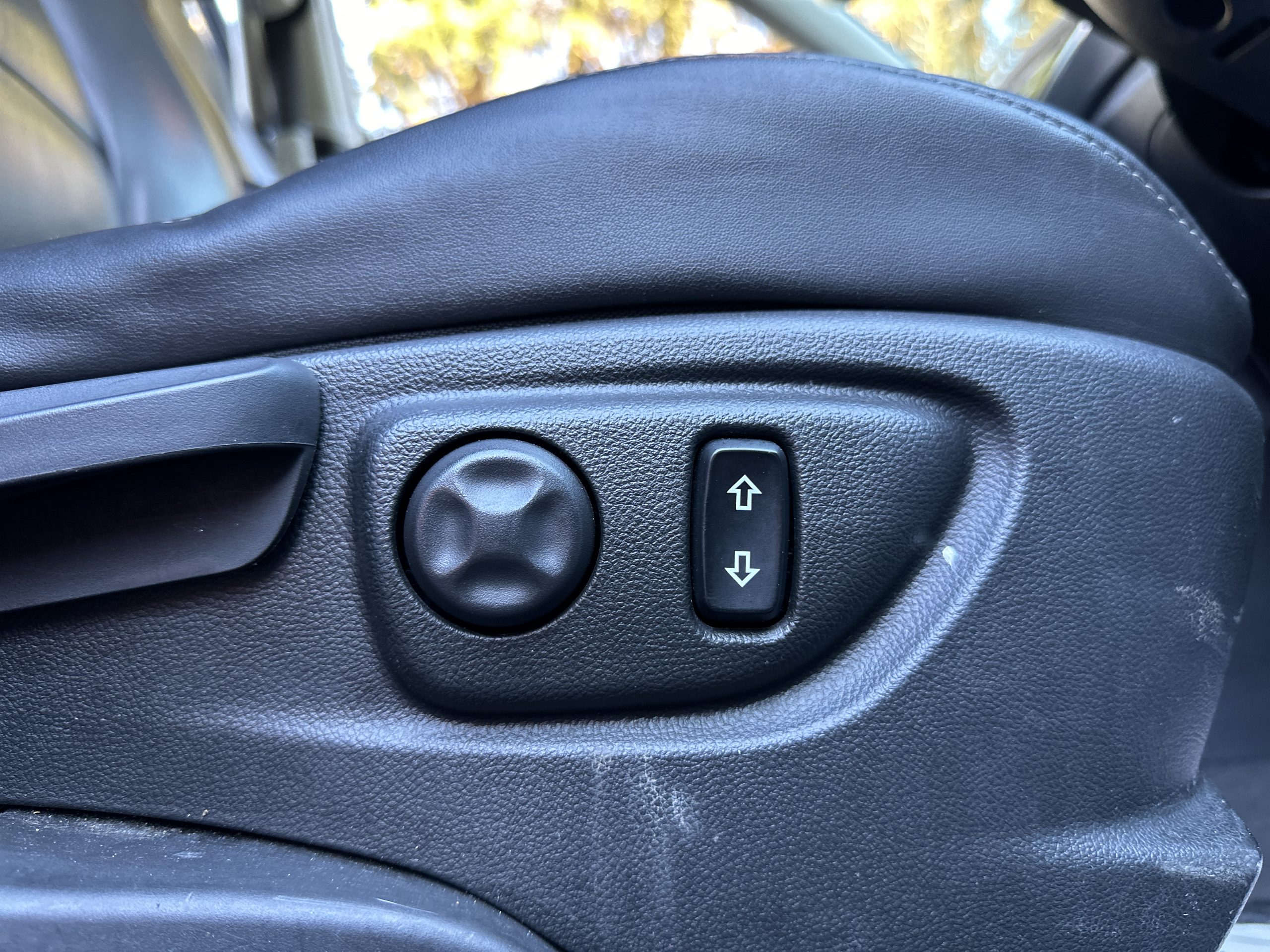 Vauxhall Mokka 1.4i Turbo SE SUV 5dr Petrol Auto 2WD Euro 6 (140 ps)