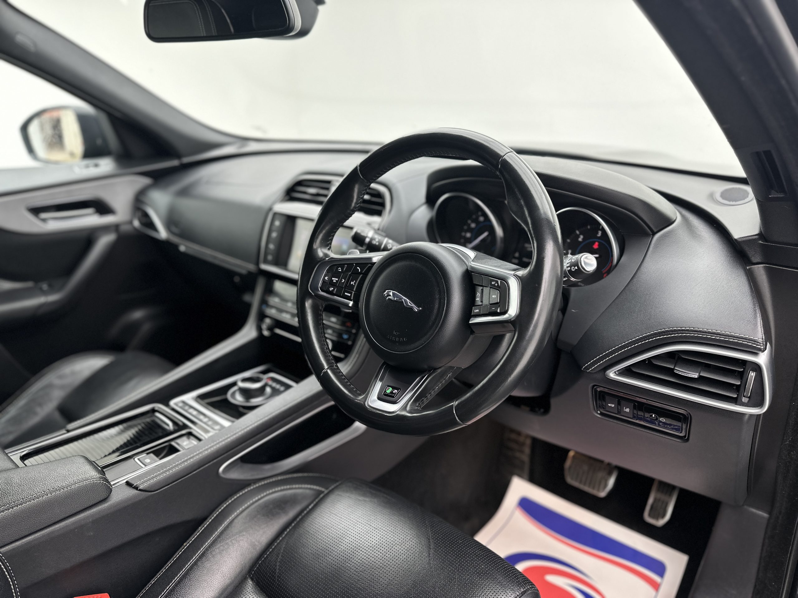 Jaguar F-PACE 2.0 D180 R-Sport SUV 5dr Diesel Auto AWD Euro 6 (s/s)