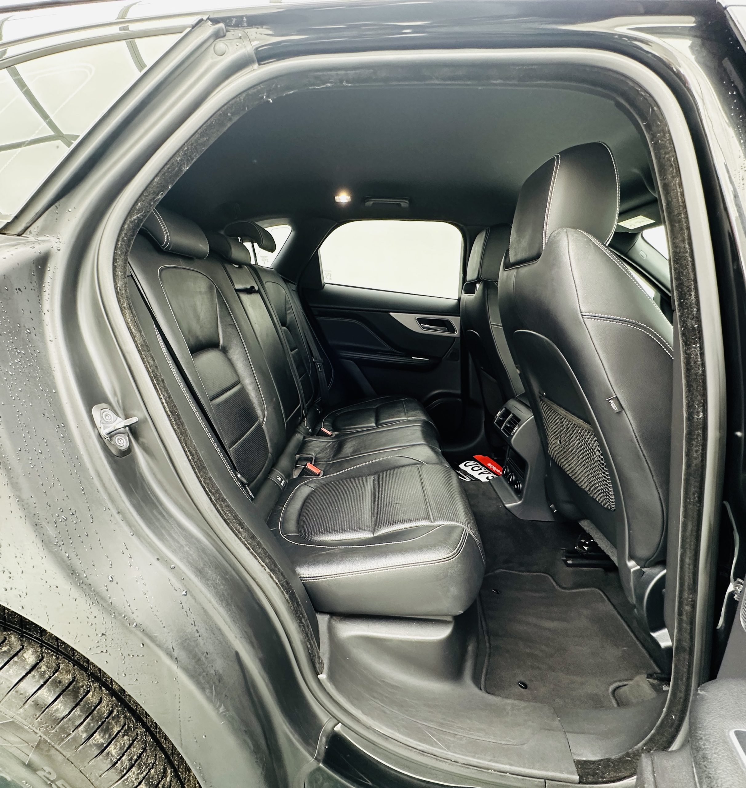 Jaguar F-PACE 2.0 D180 R-Sport SUV 5dr Diesel Auto AWD Euro 6 (s/s)