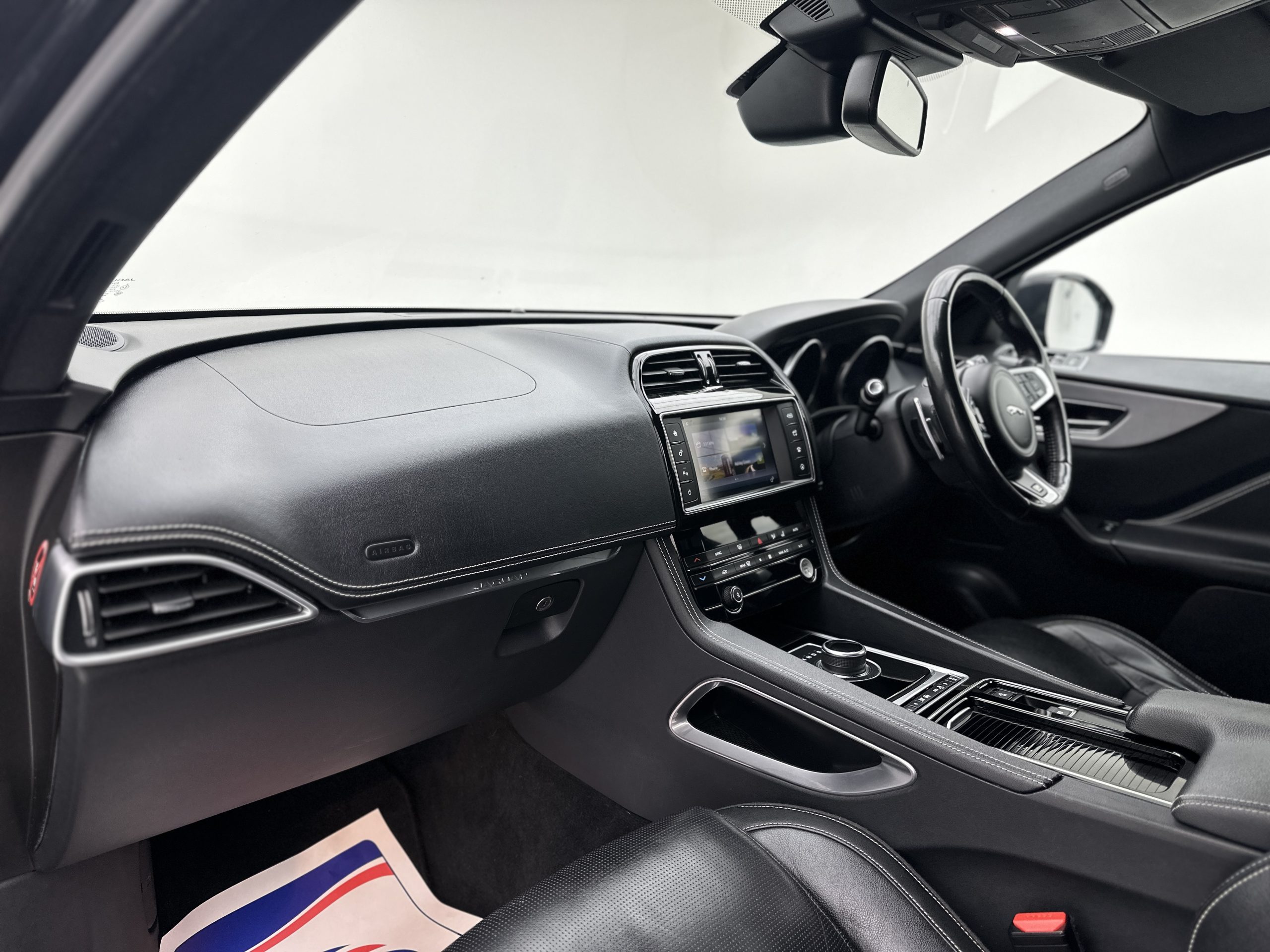 Jaguar F-PACE 2.0 D180 R-Sport SUV 5dr Diesel Auto AWD Euro 6 (s/s)