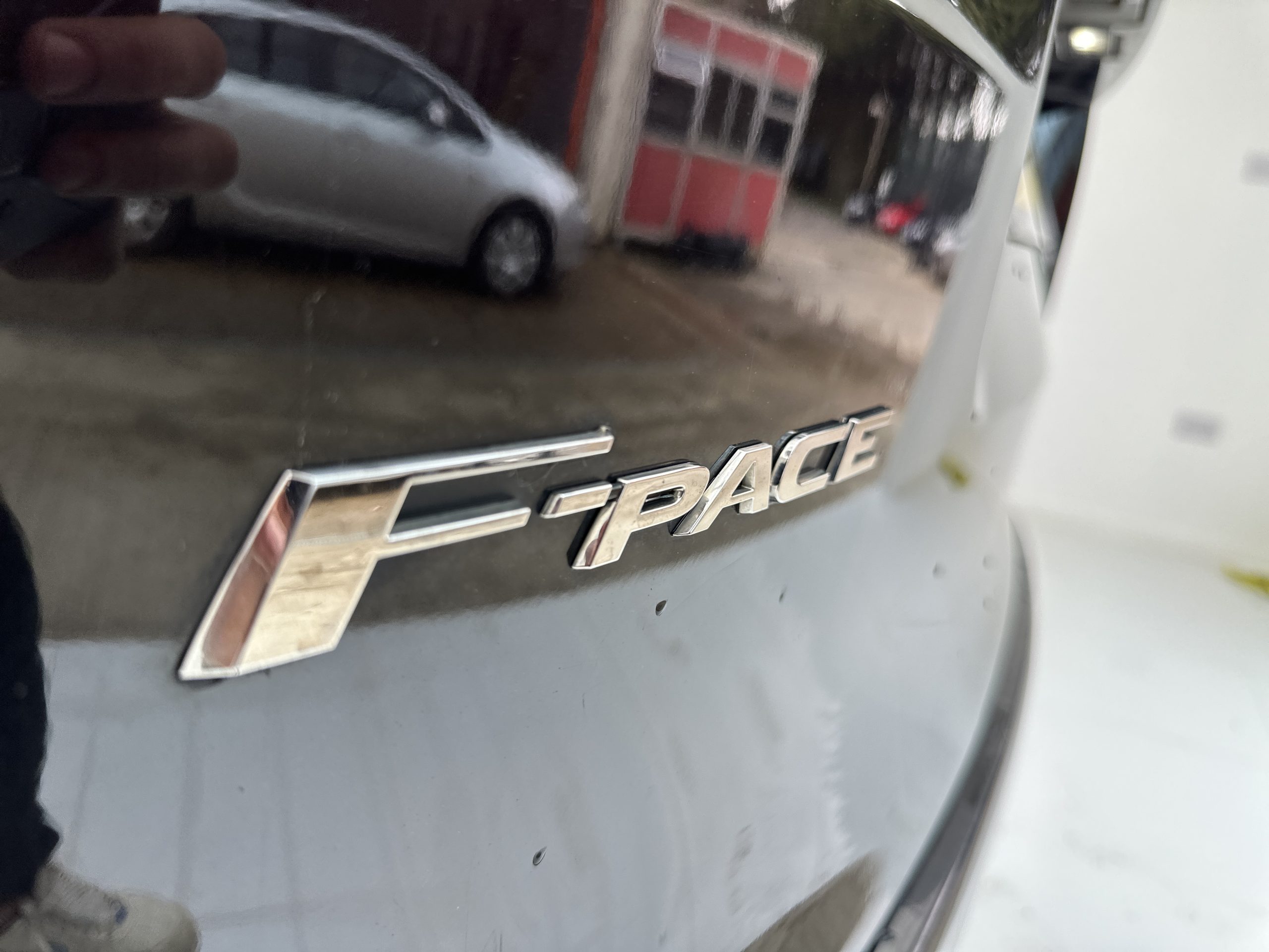 Jaguar F-PACE 2.0 D180 R-Sport SUV 5dr Diesel Auto AWD Euro 6 (s/s)