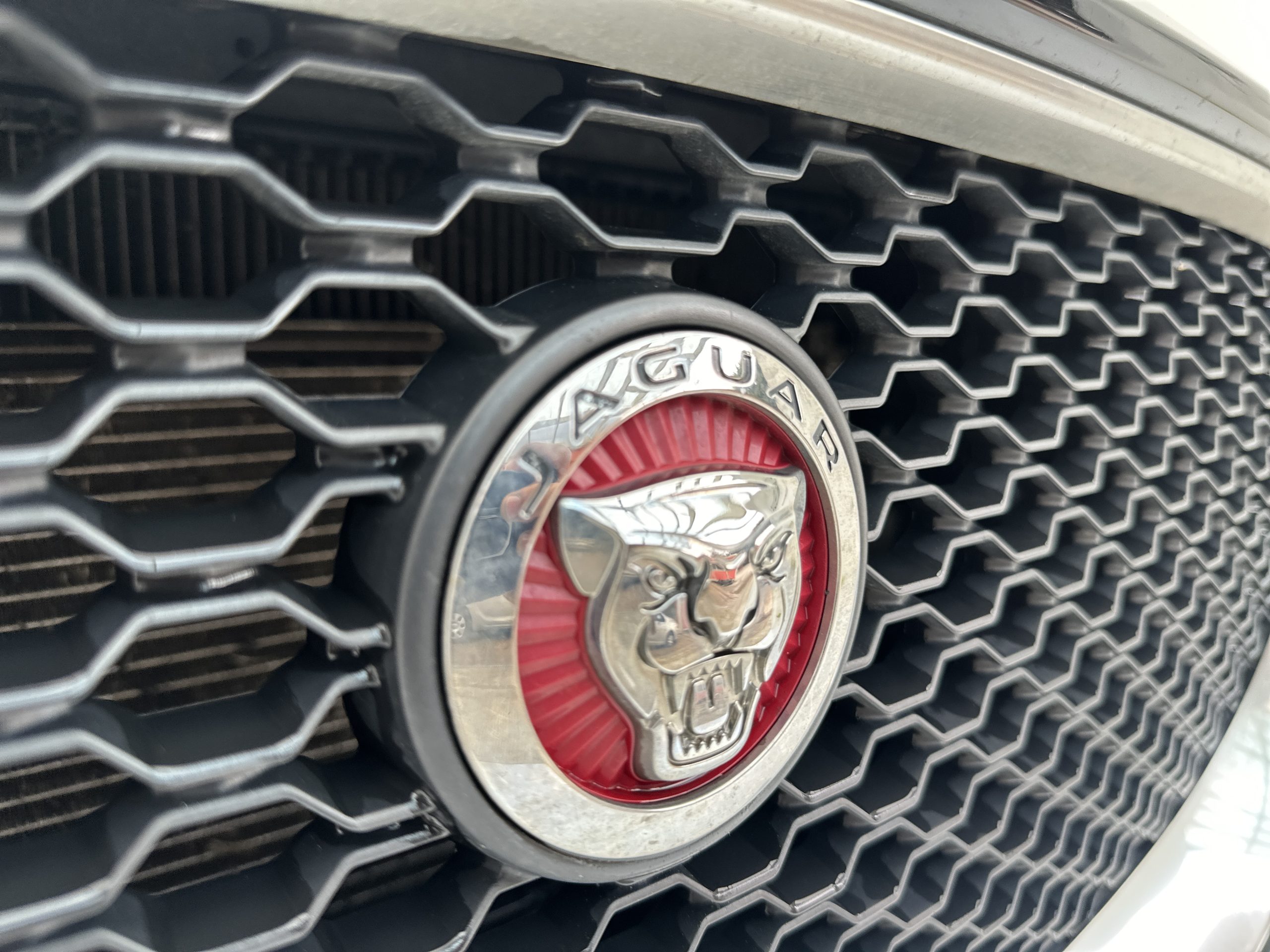 Jaguar F-PACE 2.0 D180 R-Sport SUV 5dr Diesel Auto AWD Euro 6 (s/s)