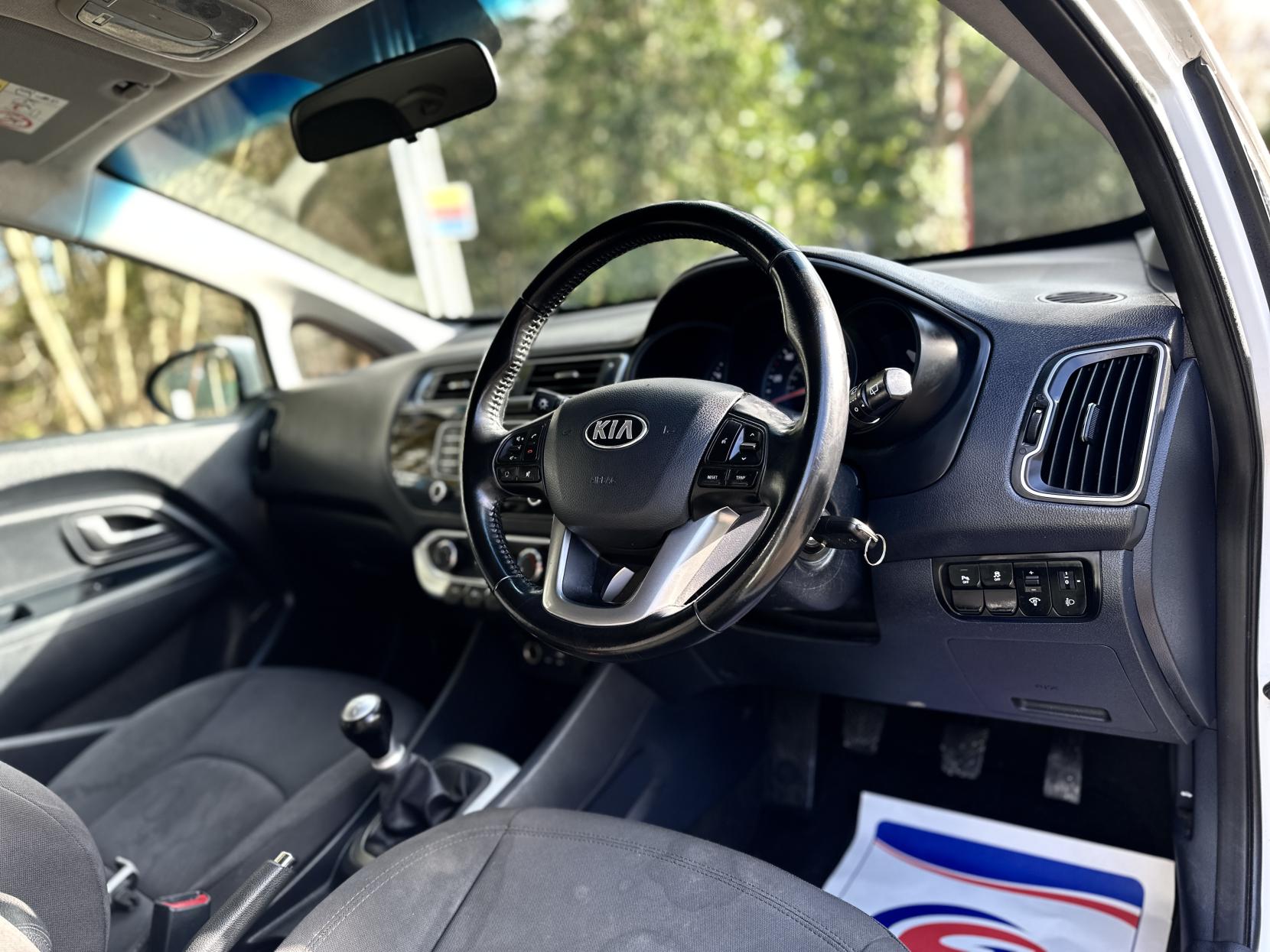 Kia Rio 1.25 SR7 Hatchback 5dr Petrol Manual Euro 6 (84 bhp)
