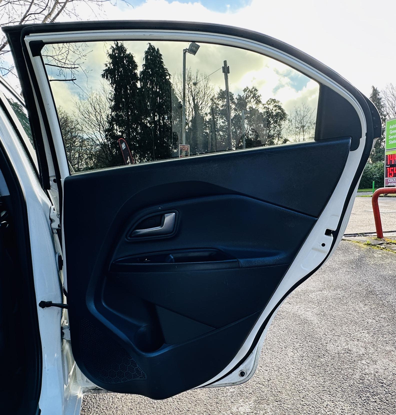 Kia Rio 1.25 SR7 Hatchback 5dr Petrol Manual Euro 6 (84 bhp)