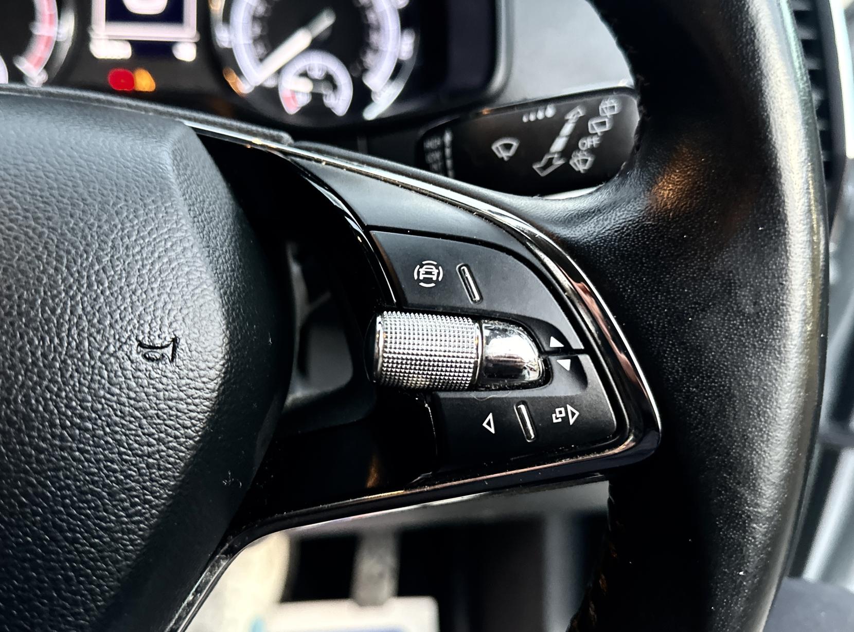 Skoda Karoq1.5 TSI ACT SE Technology SUV 5dr Petrol DSG Euro 6 (s/s) (150 ps)