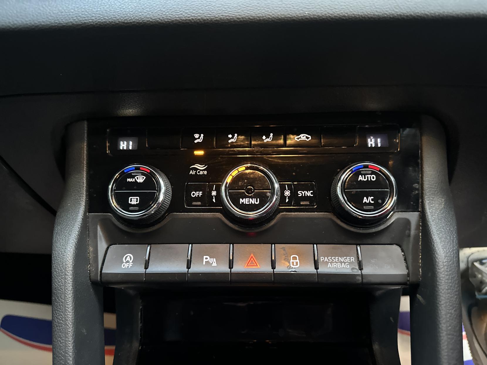 Skoda Karoq1.5 TSI ACT SE Technology SUV 5dr Petrol DSG Euro 6 (s/s) (150 ps)