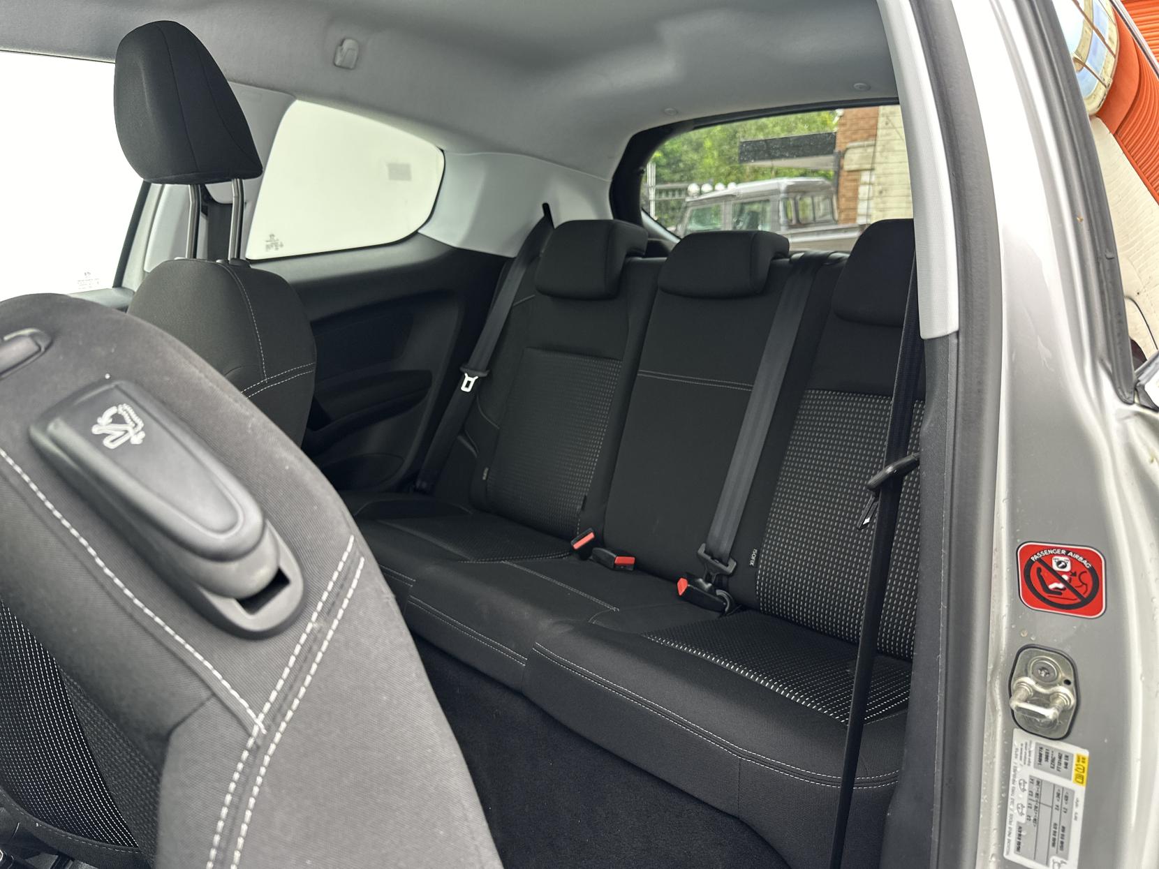 Peugeot 208 1.2 PureTech Allure Hatchback 3dr Petrol Manual Euro 6