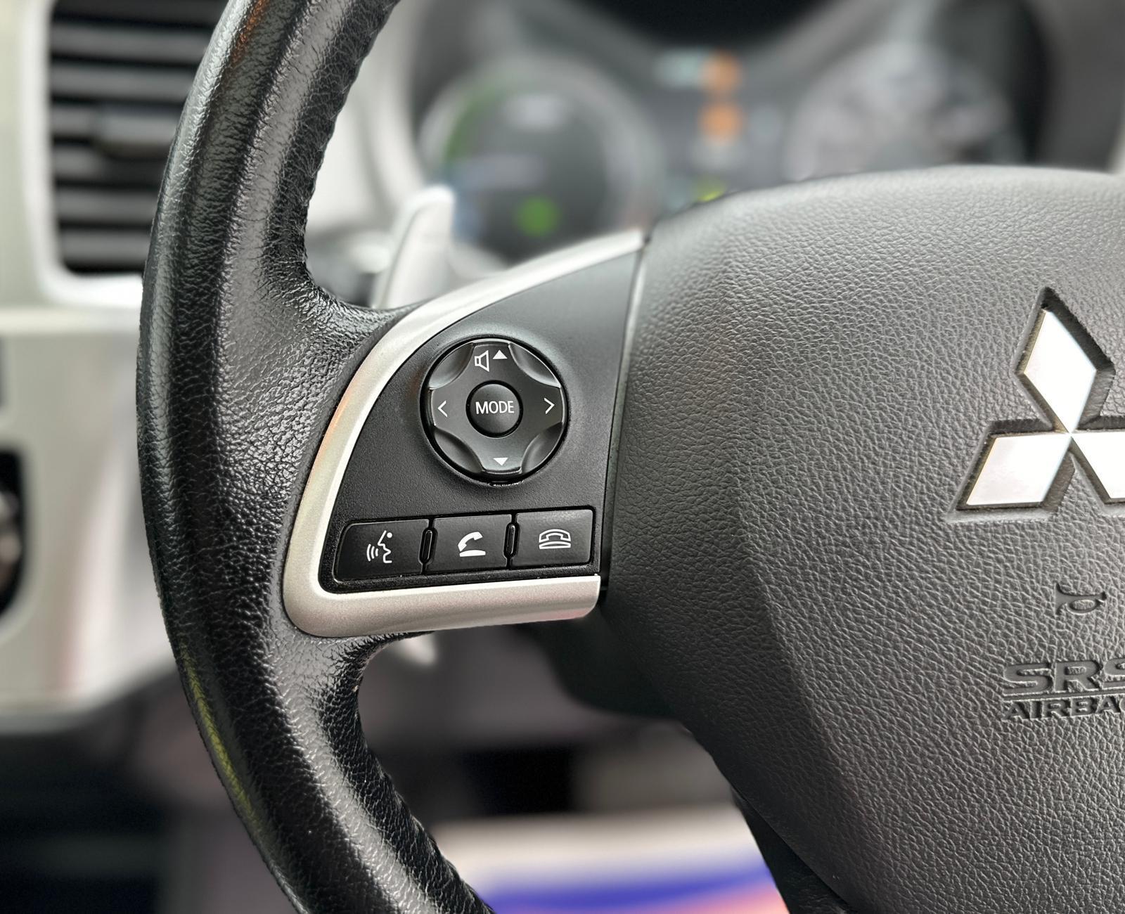 Mitsubishi Outlander 2.0h 12kWh GX4h SUV 5dr Petrol Plug-in Hybrid CVT 4WD Euro 5 (s/s) (200 ps)