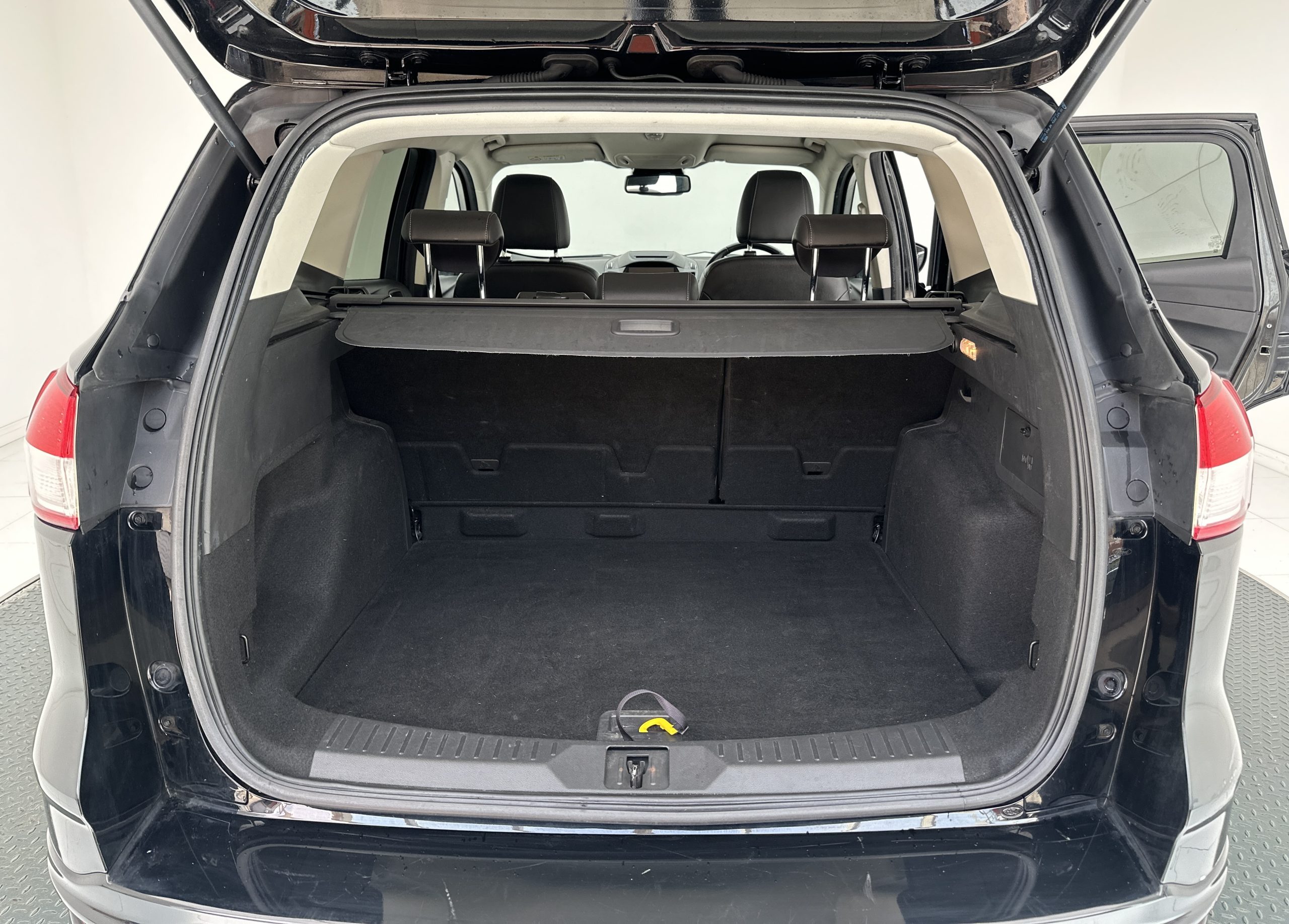 Ford Kuga 1.5T EcoBoost Titanium Sport SUV 5dr Petrol Auto AWD Euro 6 (s/s) (182 ps)