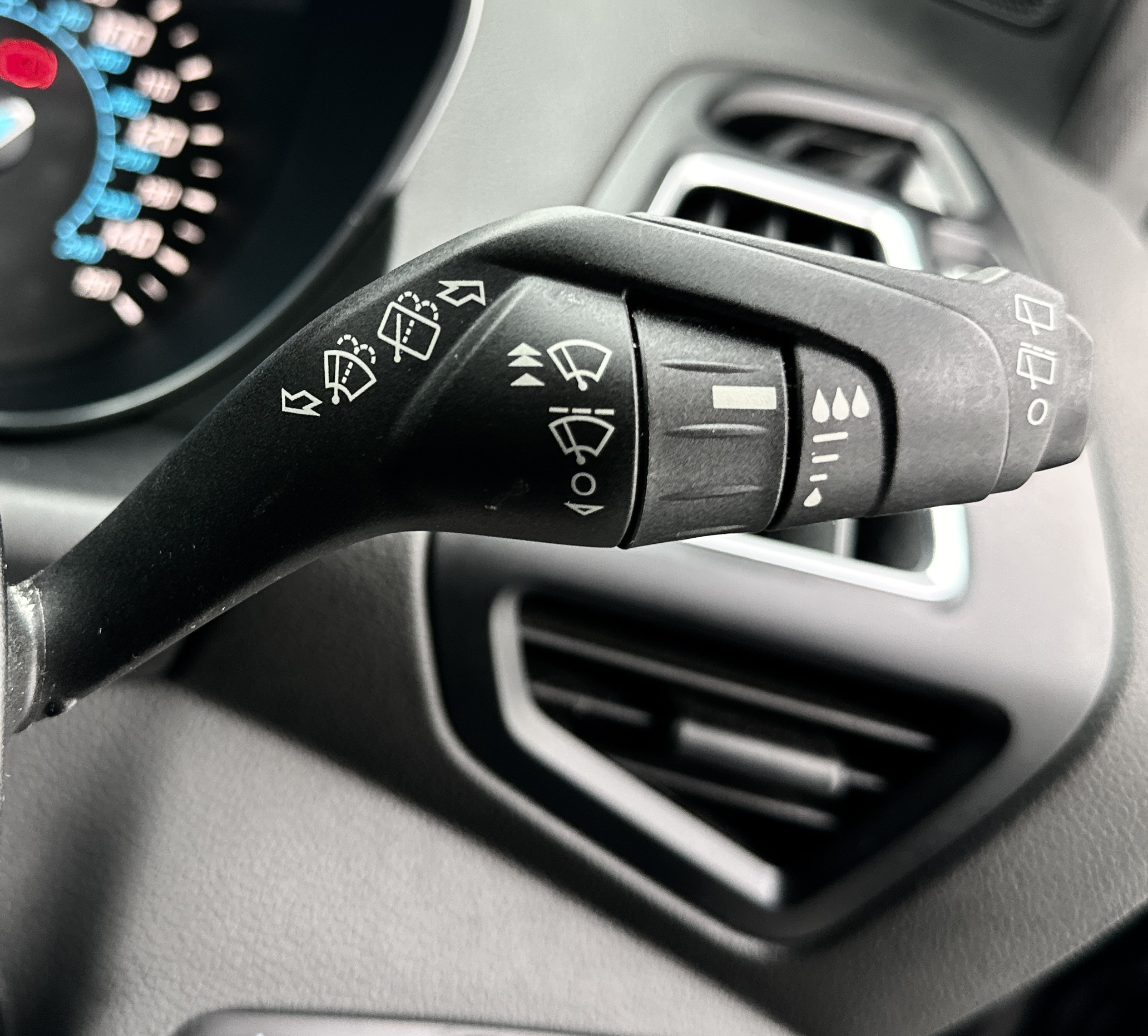 Ford Kuga 1.5T EcoBoost Titanium Sport SUV 5dr Petrol Auto AWD Euro 6 (s/s) (182 ps)