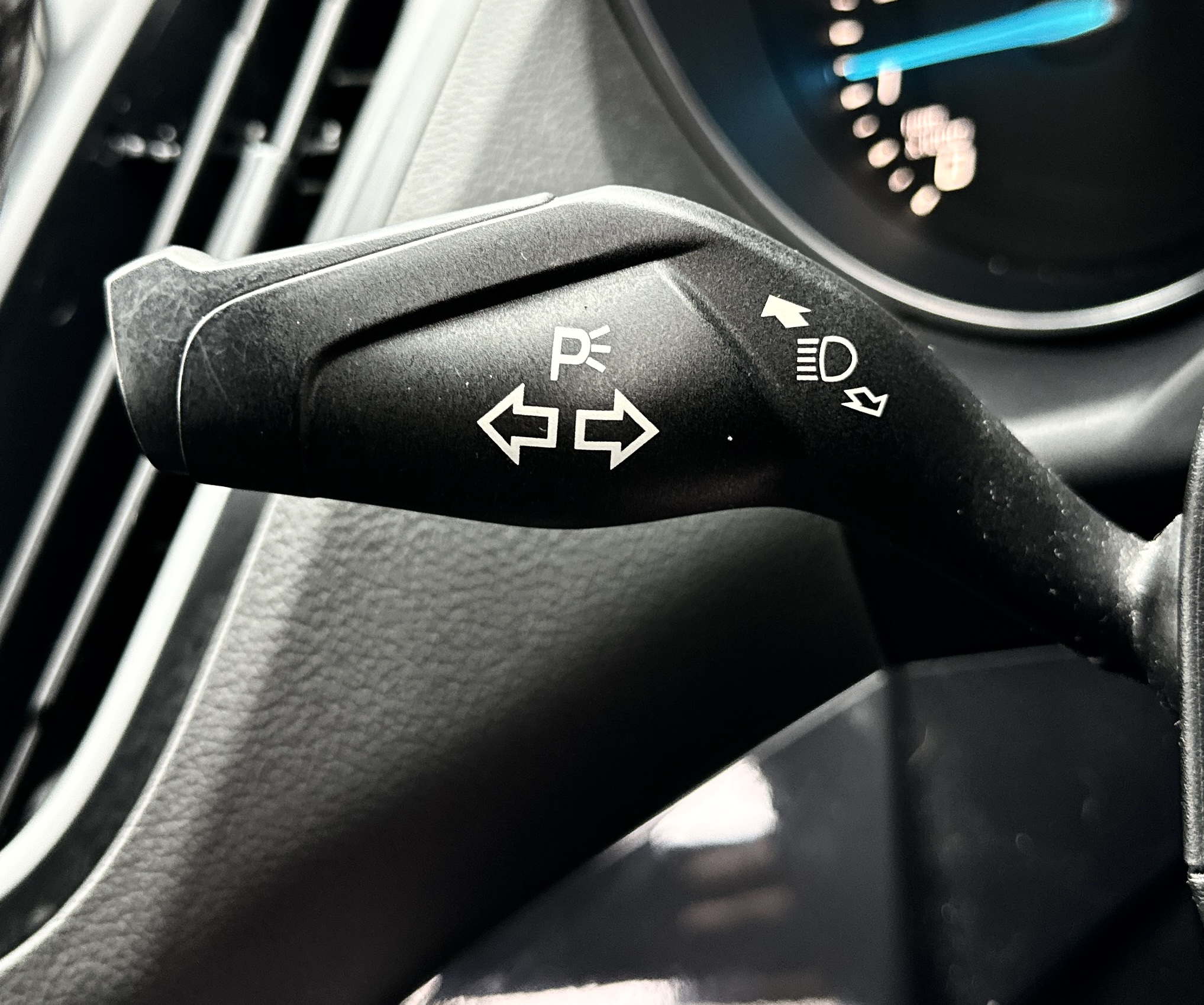 Ford Kuga 1.5T EcoBoost Titanium Sport SUV 5dr Petrol Auto AWD Euro 6 (s/s) (182 ps)