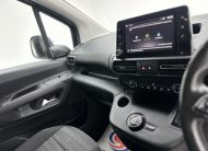 Vauxhall Combo Life 1.2 Turbo Energy MPV 5dr Petrol Auto Euro 6 (s/s) (130 ps)