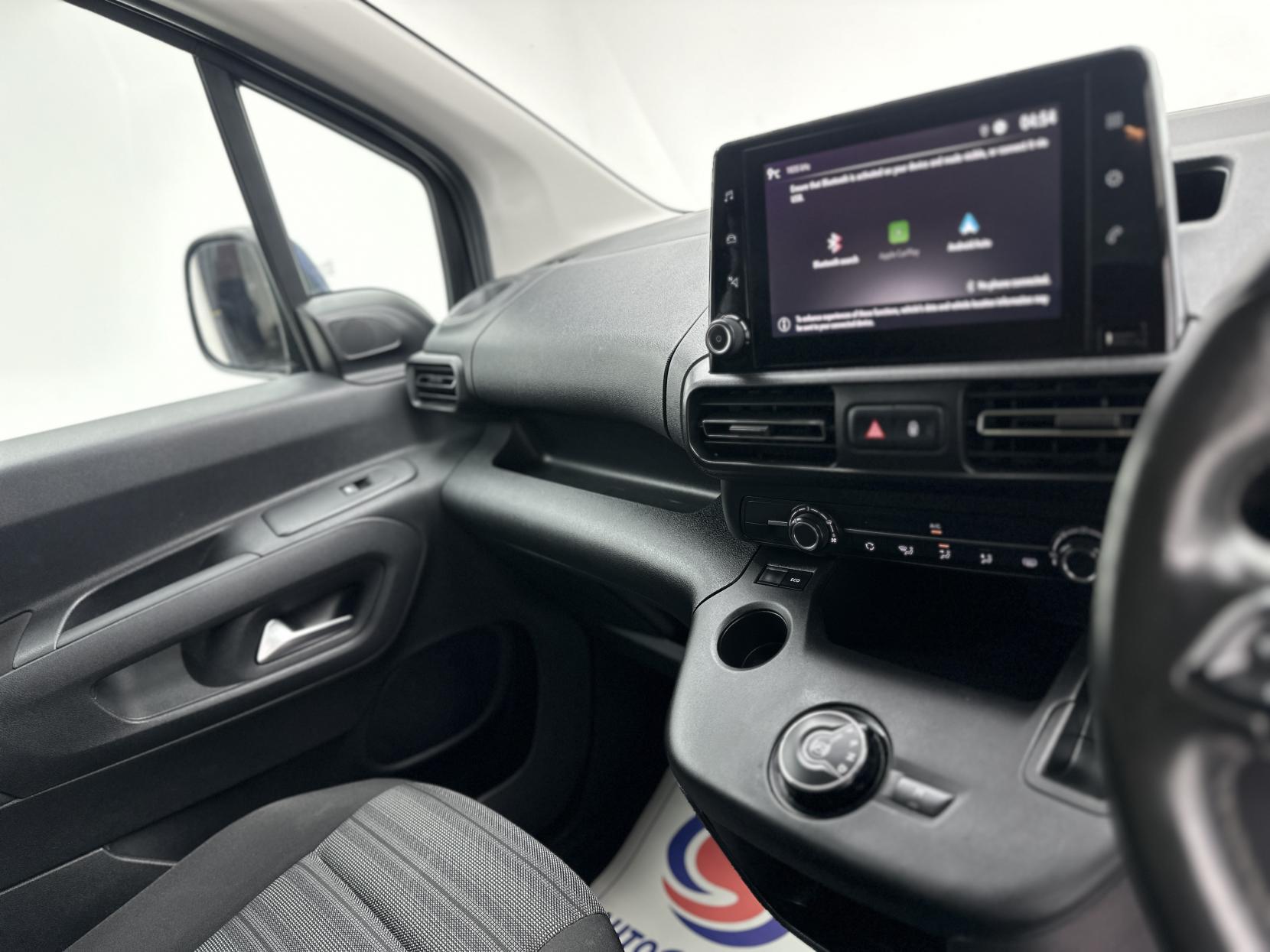 Vauxhall Combo Life 1.2 Turbo Energy MPV 5dr Petrol Auto Euro 6 (s/s) (130 ps)