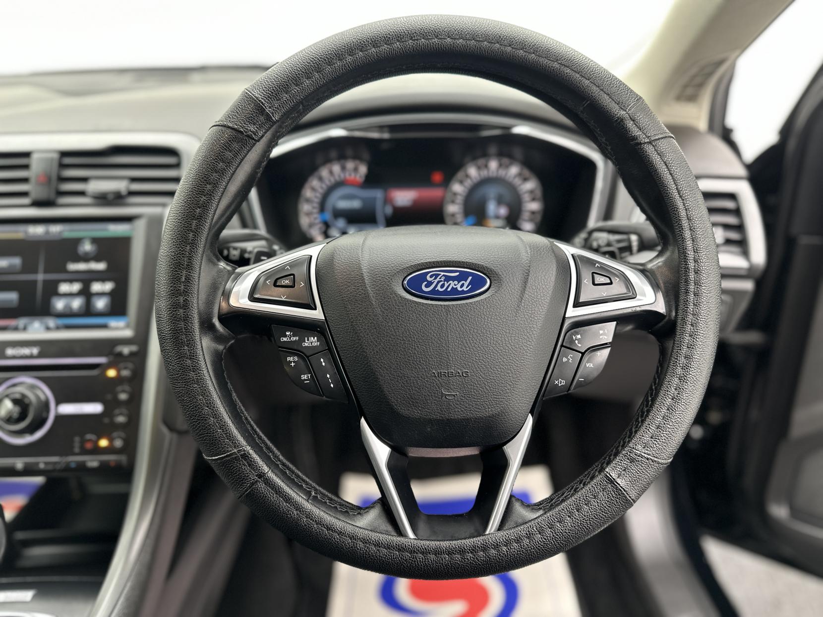 Ford Mondeo 2.0T EcoBoost Titanium Hatchback 5dr Petrol Auto Euro 6 (s/s) (240 ps) £7,990