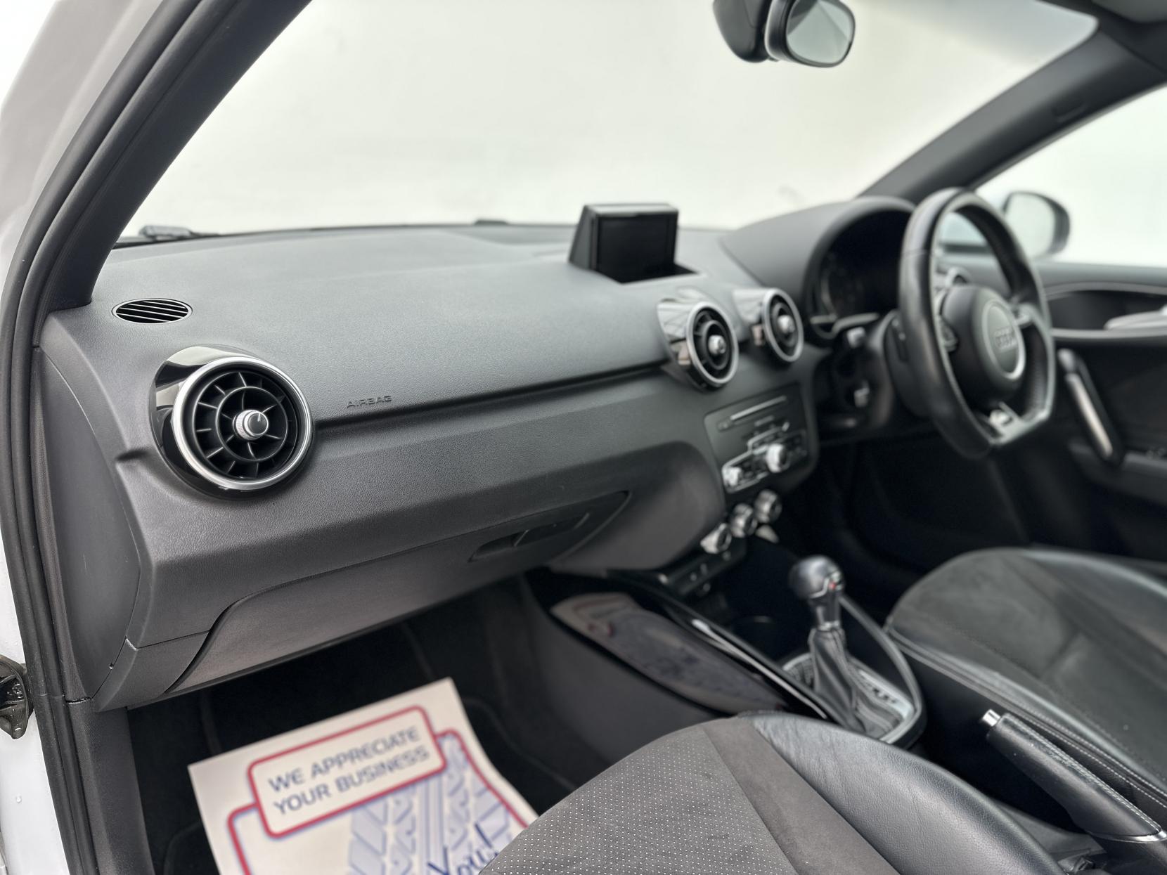 Audi A1 1.4 TFSI CoD Black Edition Hatchback 3dr Petrol S Tronic Euro 6 (s/s) (150 ps)