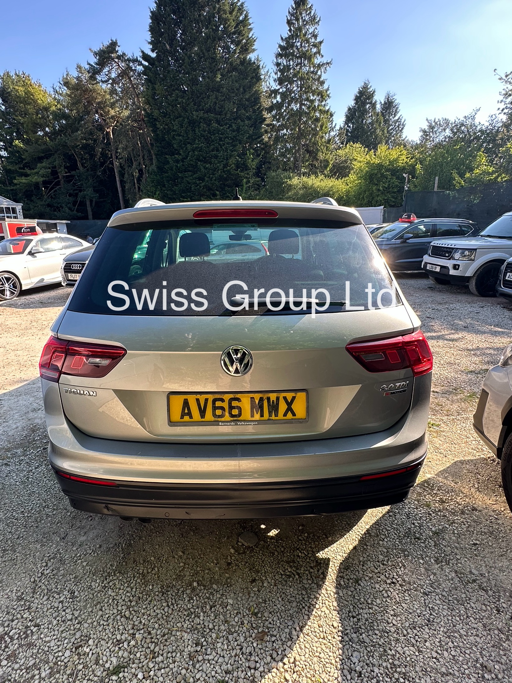 Volkswagen Tiguan 2.0 TDI BlueMotion Tech SE Navigation SUV 5dr Diesel DSG 4Motion Euro 6 (s/s) (150 ps)