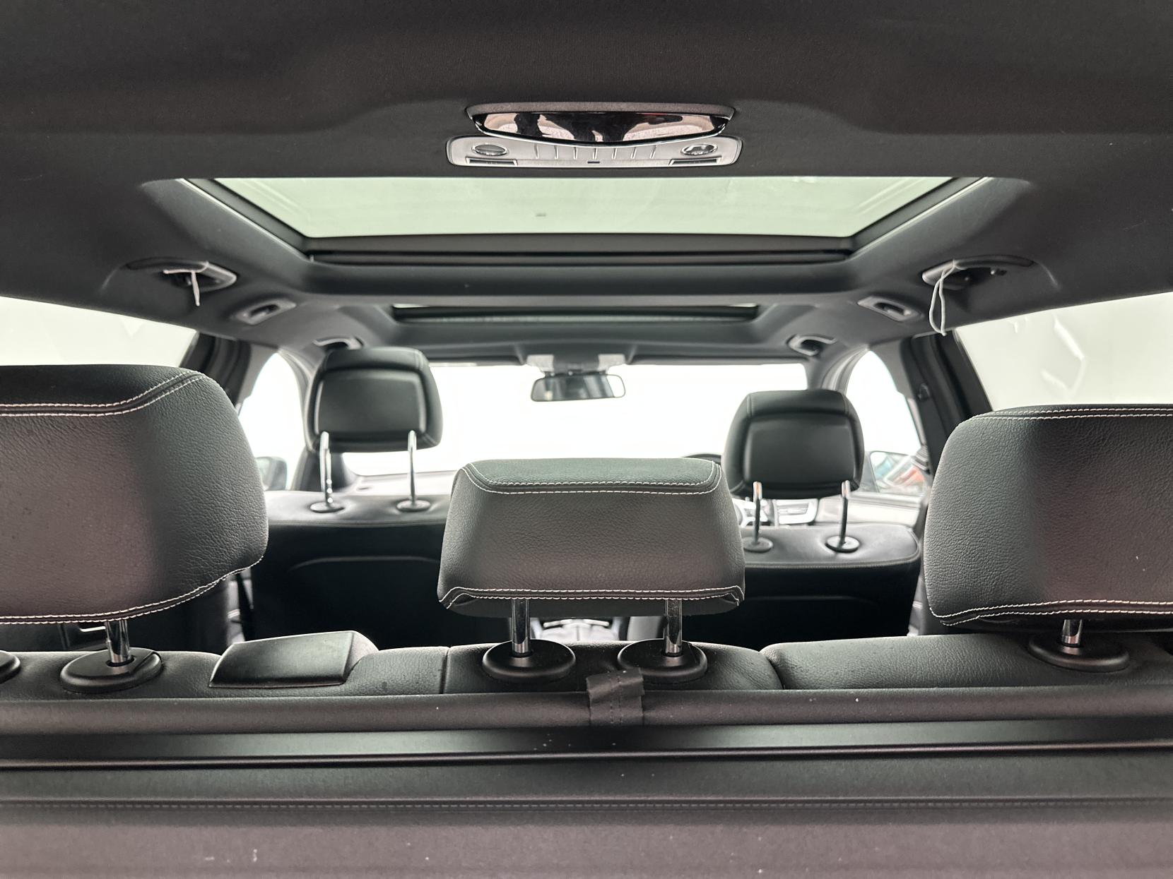 Mercedes-Benz E Class 2.1 E220 BlueTEC AMG Night Edition (Premium) Estate 5dr Diesel G-Tronic+ Euro 6 (s/s) (177 ps)