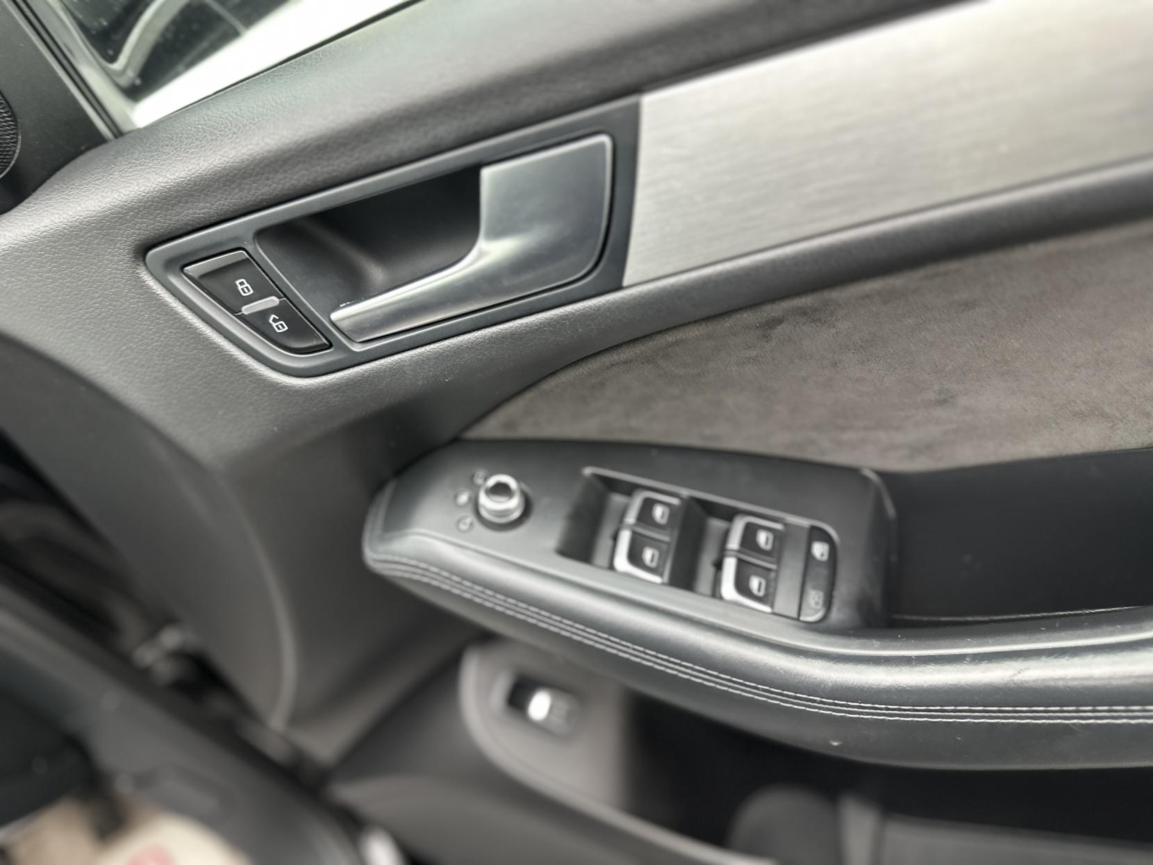 Audi Q5 2.0 TDI S line Plus SUV 5dr Diesel S Tronic quattro Euro 6 (s/s) (190 ps)