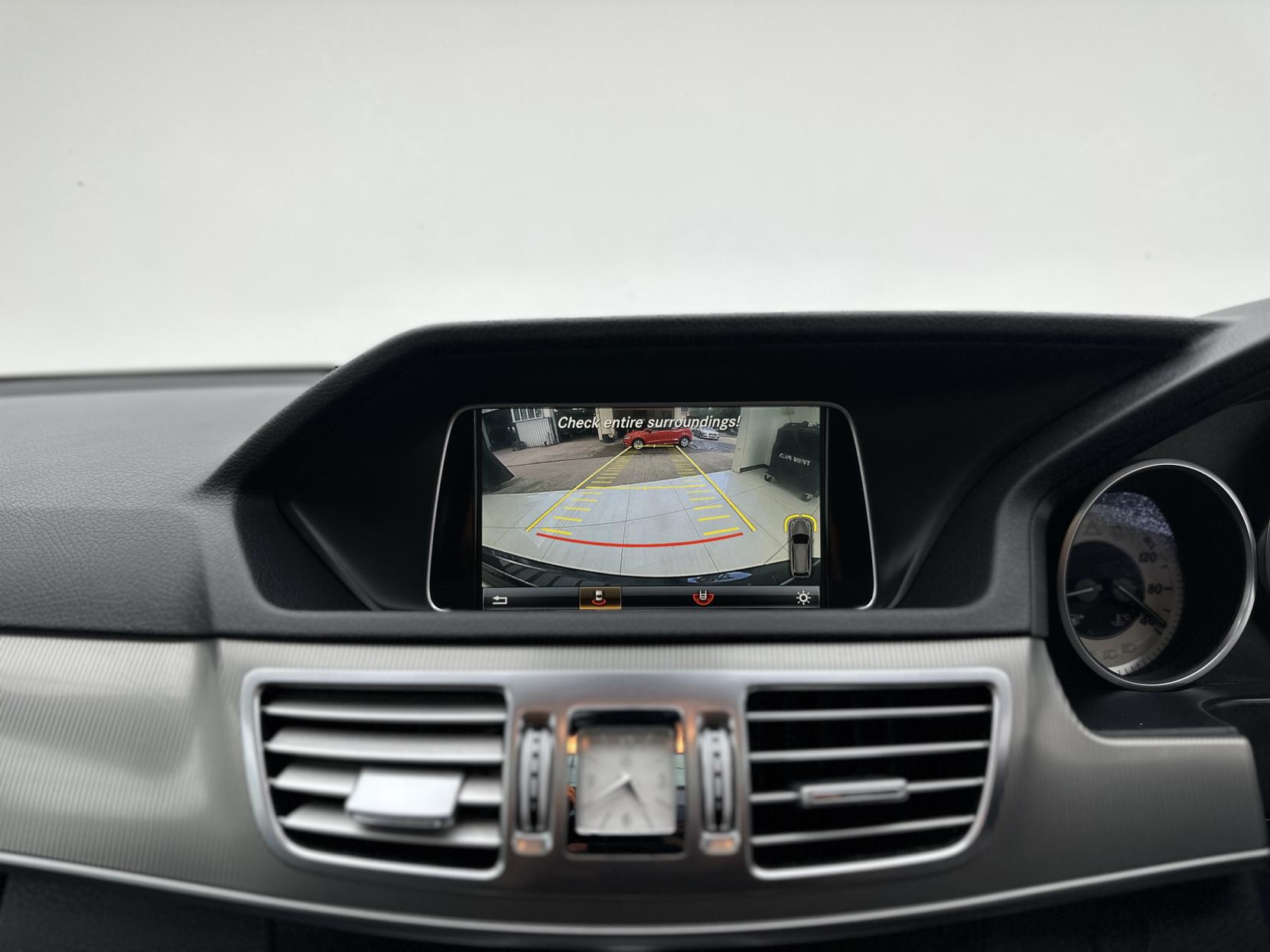 Mercedes-Benz E Class 2.1 E220 BlueTEC AMG Night Edition (Premium) Estate 5dr Diesel G-Tronic+ Euro 6 (s/s) (177 ps)