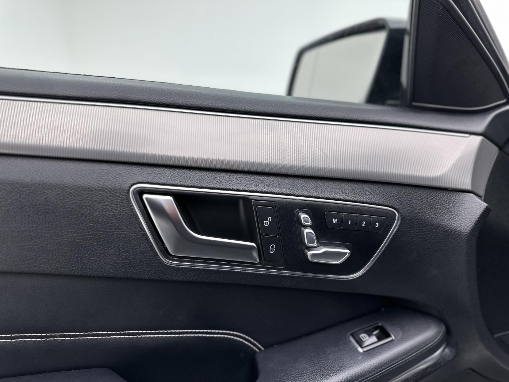 Mercedes-Benz E Class 2.1 E220 BlueTEC AMG Night Edition (Premium) Estate 5dr Diesel G-Tronic+ Euro 6 (s/s) (177 ps)