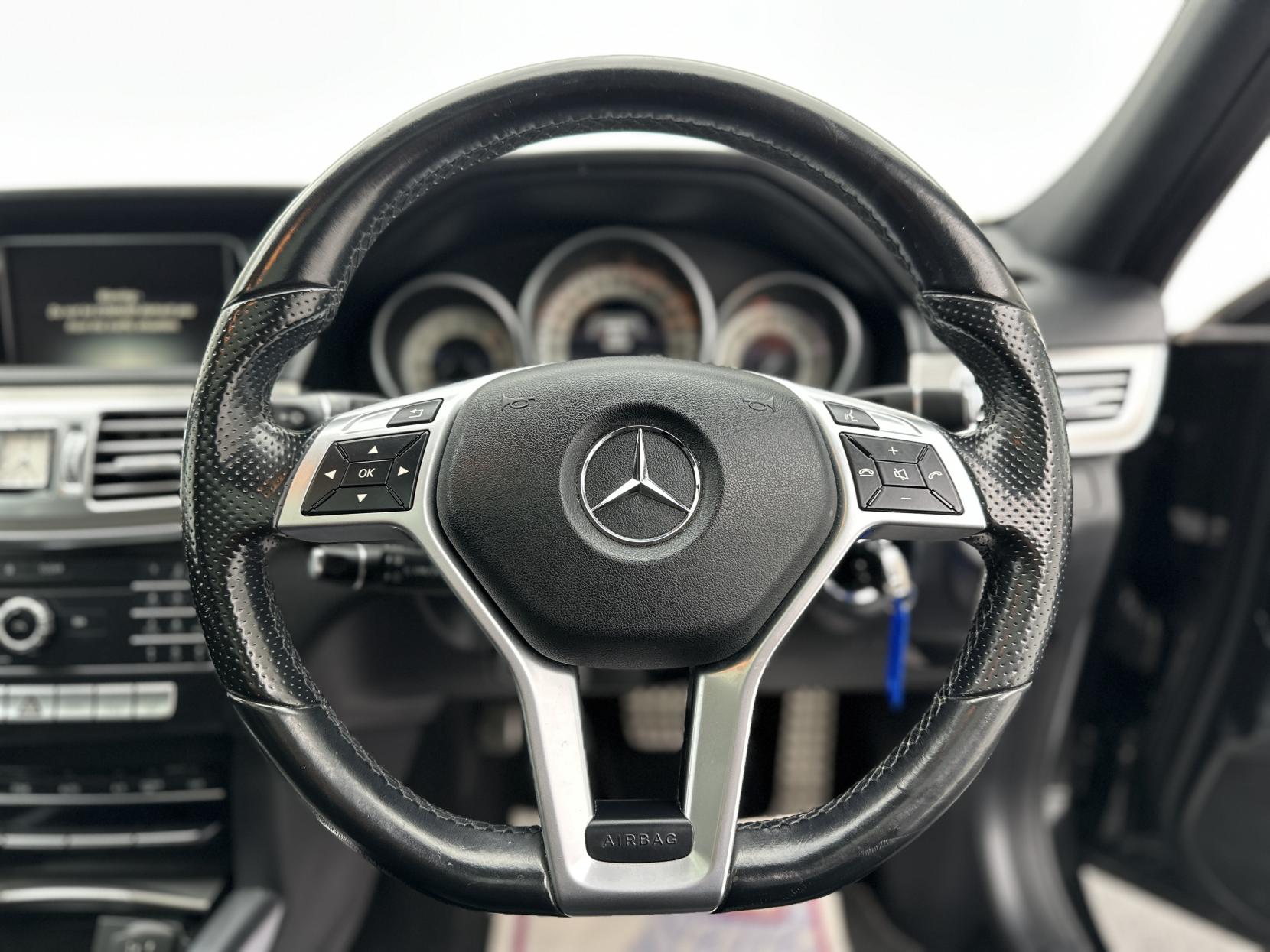 Mercedes-Benz E Class 2.1 E220 BlueTEC AMG Night Edition (Premium) Estate 5dr Diesel G-Tronic+ Euro 6 (s/s) (177 ps)