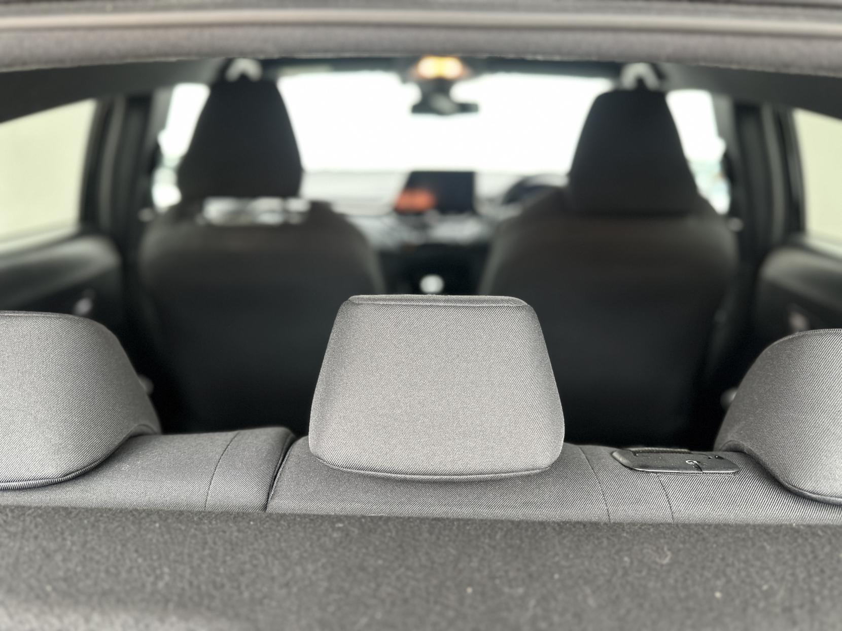 Toyota C-HR 1.8 VVT-h Design SUV 5dr Petrol Hybrid CVT Euro 6 (s/s) (122 ps)