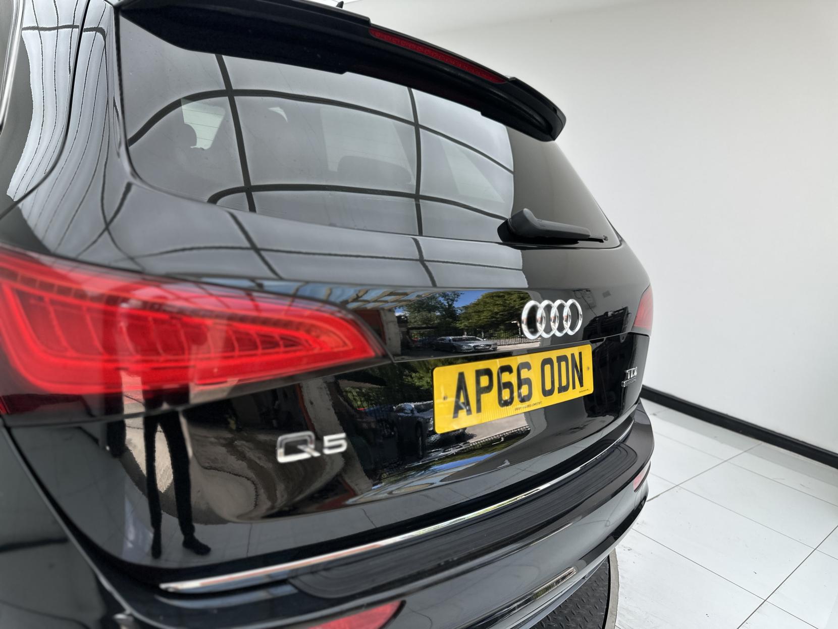 Audi Q5 2.0 TDI S line Plus SUV 5dr Diesel S Tronic quattro Euro 6 (s/s) (190 ps)