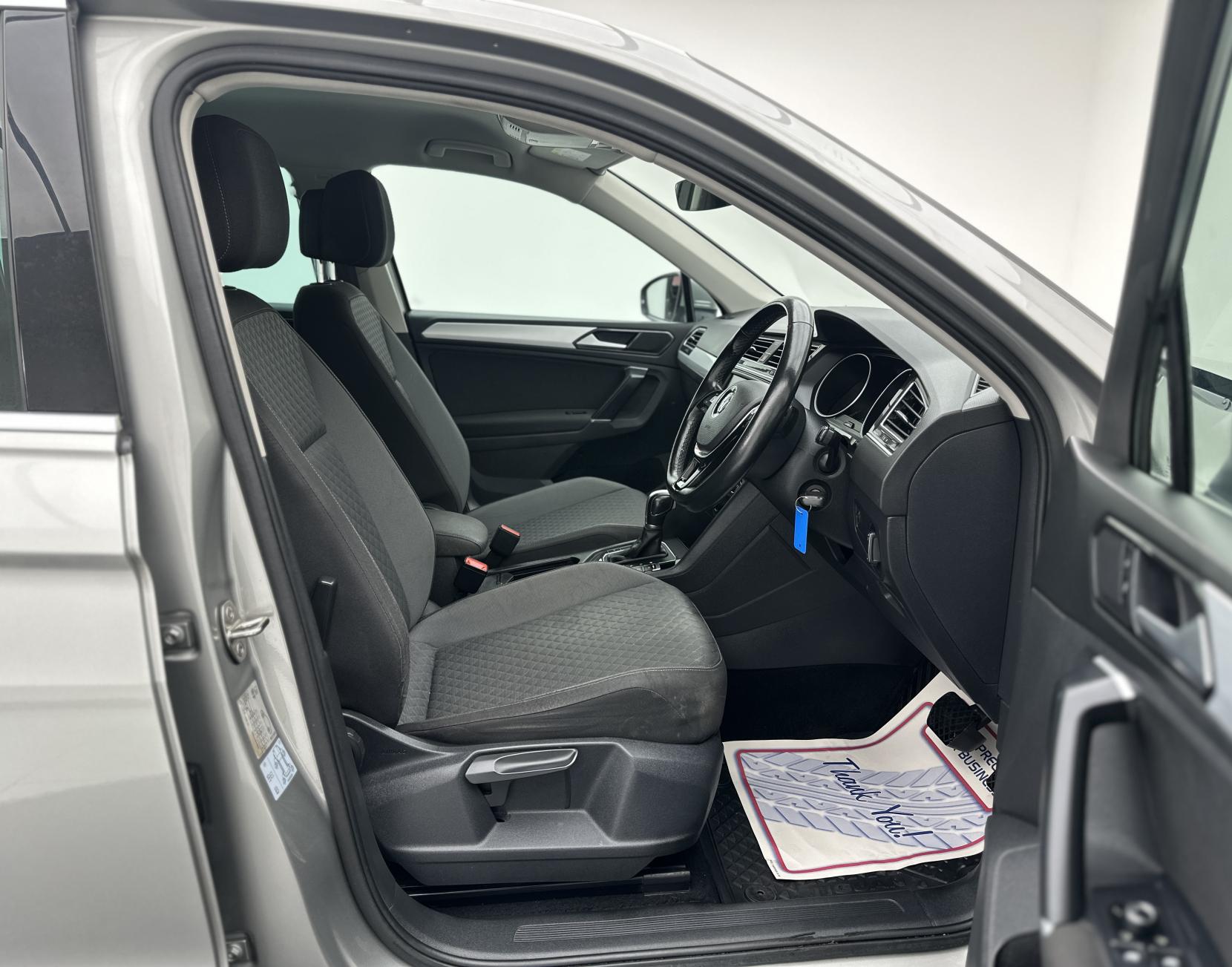 Volkswagen Tiguan 2.0 TDI BlueMotion Tech SE Navigation SUV 5dr Diesel DSG 4Motion Euro 6 (s/s) (150 ps)