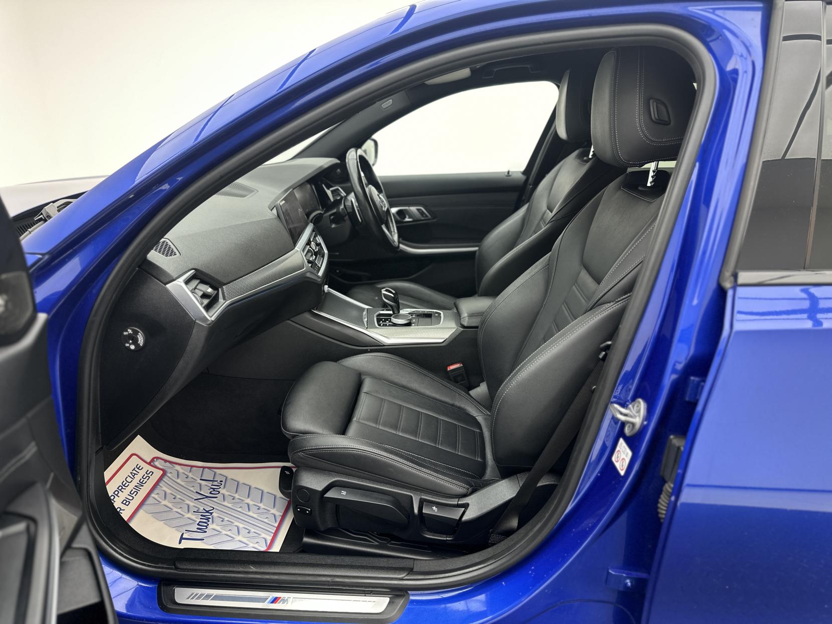 BMW 3 Series 2.0 330e 12kWh M Sport Saloon 4dr Petrol Plug-in Hybrid Auto Euro 6 (s/s) (292 ps)