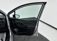Toyota Yaris 1.5 VVT-h Y20 Bi-tone Hatchback 5dr Petrol Hybrid E-CVT Euro 6 (s/s) (100 ps)
