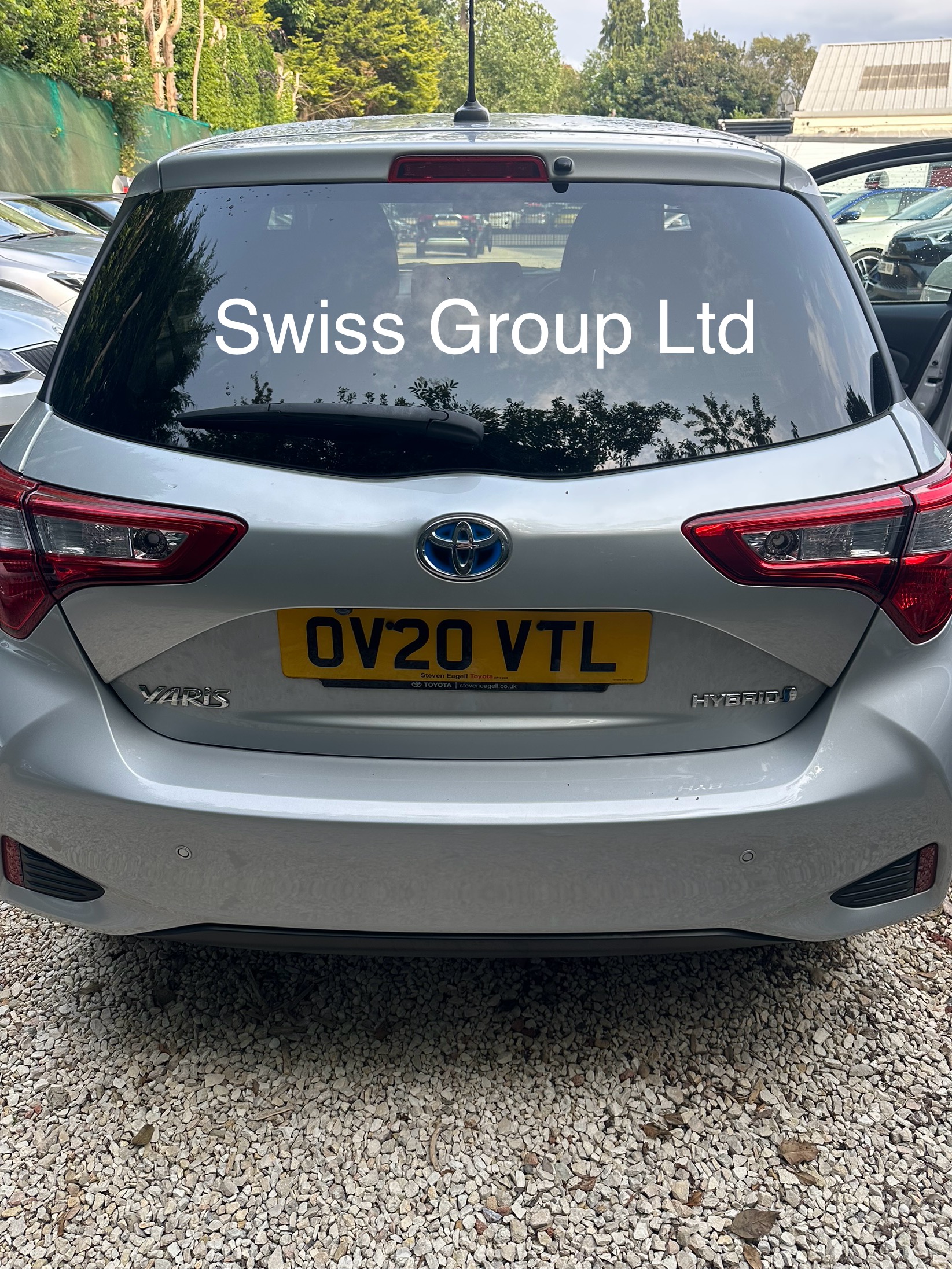 Toyota Yaris 1.5 VVT-h Y20 Bi-tone Hatchback 5dr Petrol Hybrid E-CVT Euro 6 (s/s) (100 ps)