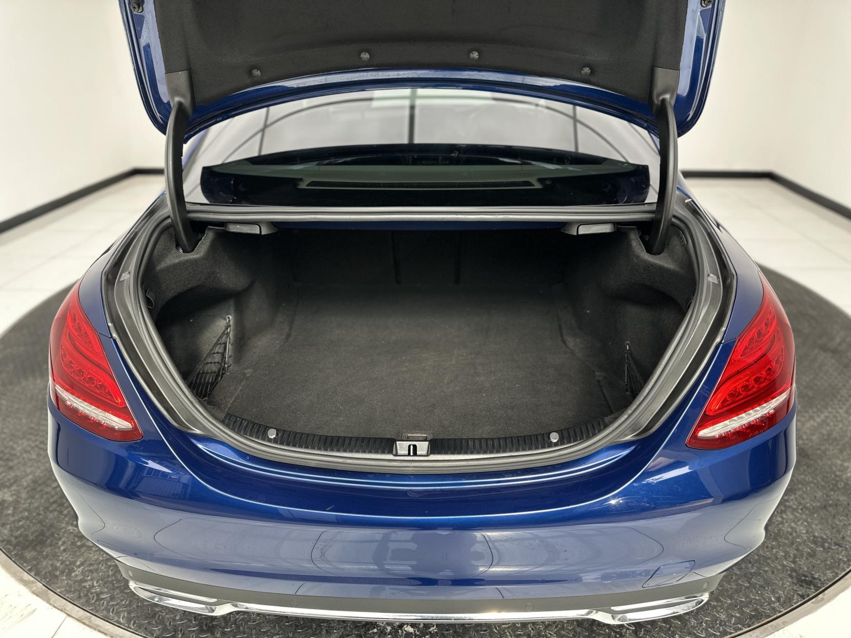 Mercedes-Benz C Class 2.0 C200 Sport Saloon 4dr Petrol G-Tronic+ Euro 6 (s/s) (184 ps)