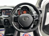 Toyota AYGO 1.0 VVT-i x-play Hatchback 5dr Petrol x-shift Euro 6 (Safety Sense) (71 ps)