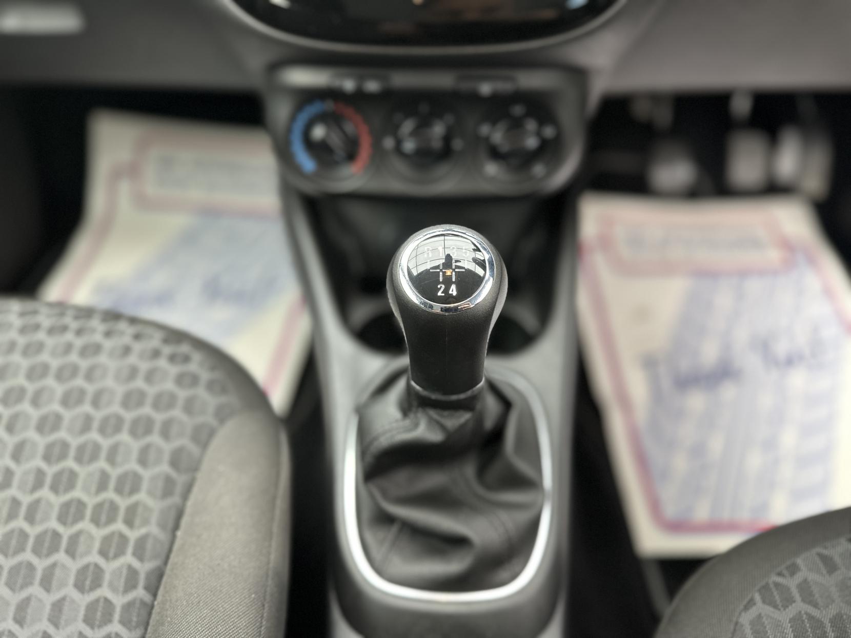 Vauxhall Corsa 1.4i ecoTEC Energy Hatchback 5dr Petrol Manual Euro 6 (75 ps)