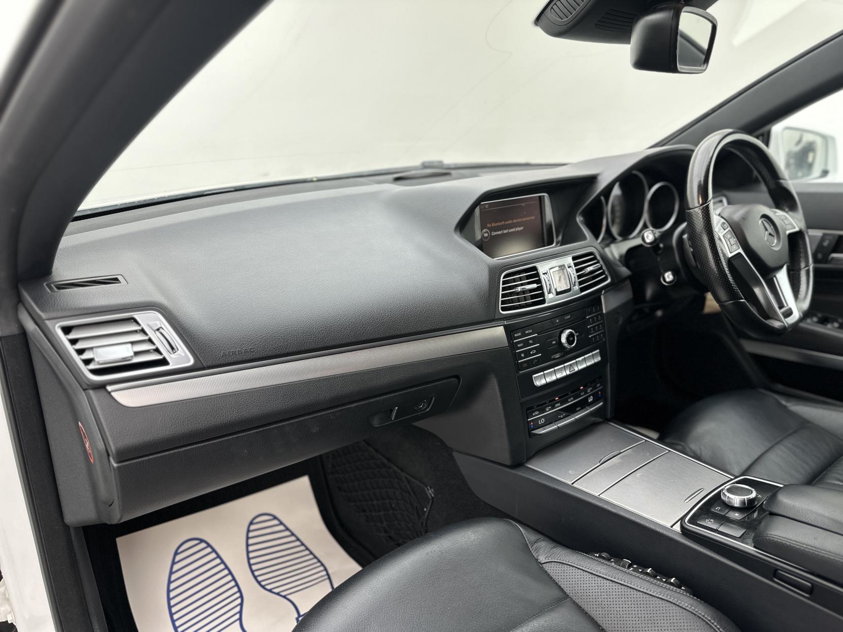 Mercedes-Benz E Class 2.1 E220 BlueTEC AMG Line Cabriolet 2dr Diesel G-Tronic+ Euro 6 (s/s) (177 ps)