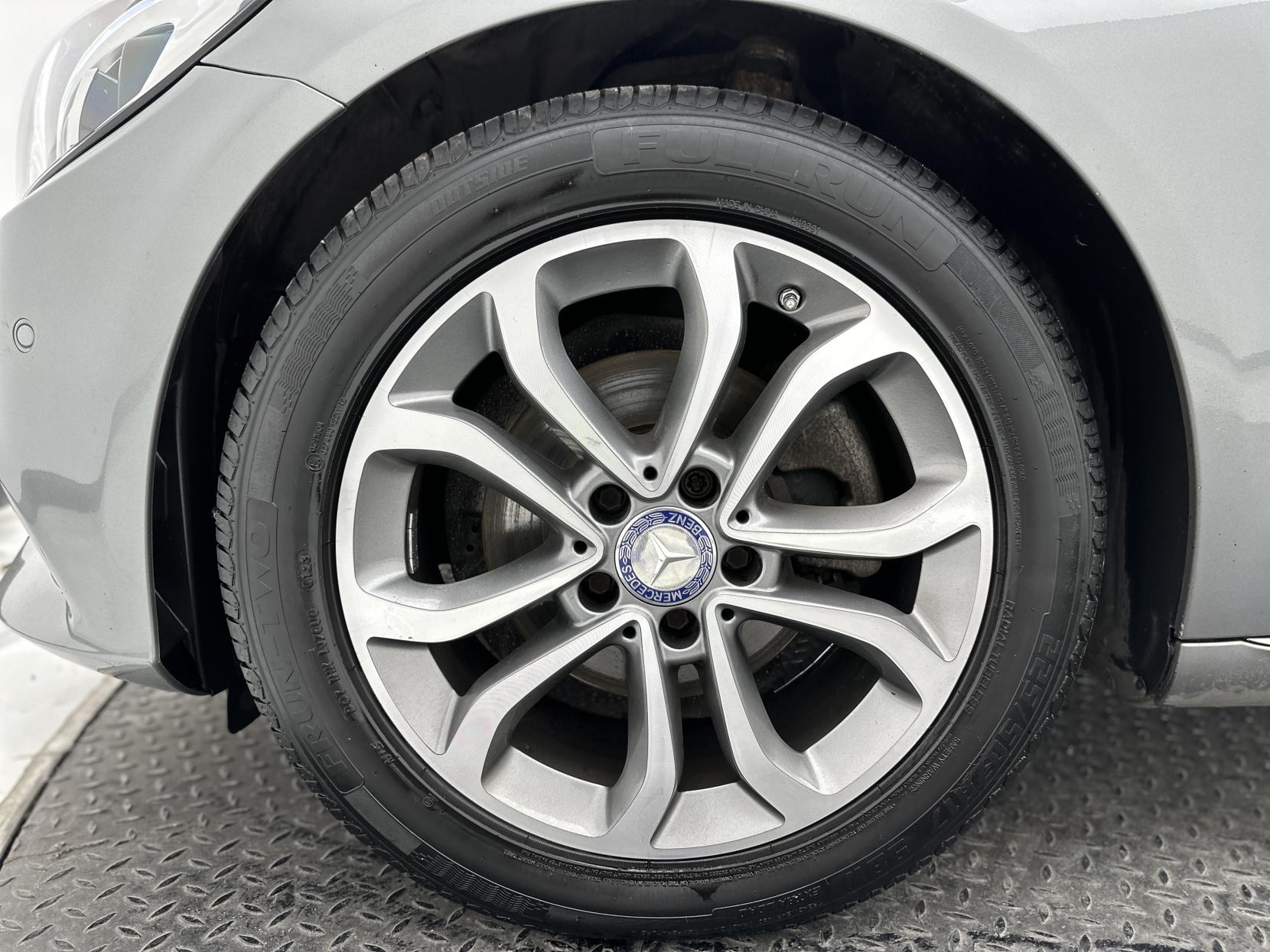 Mercedes-Benz C Class 1.6 C200d Sport Saloon 4dr Diesel G-Tronic+ Euro 6 (s/s) (136 ps)