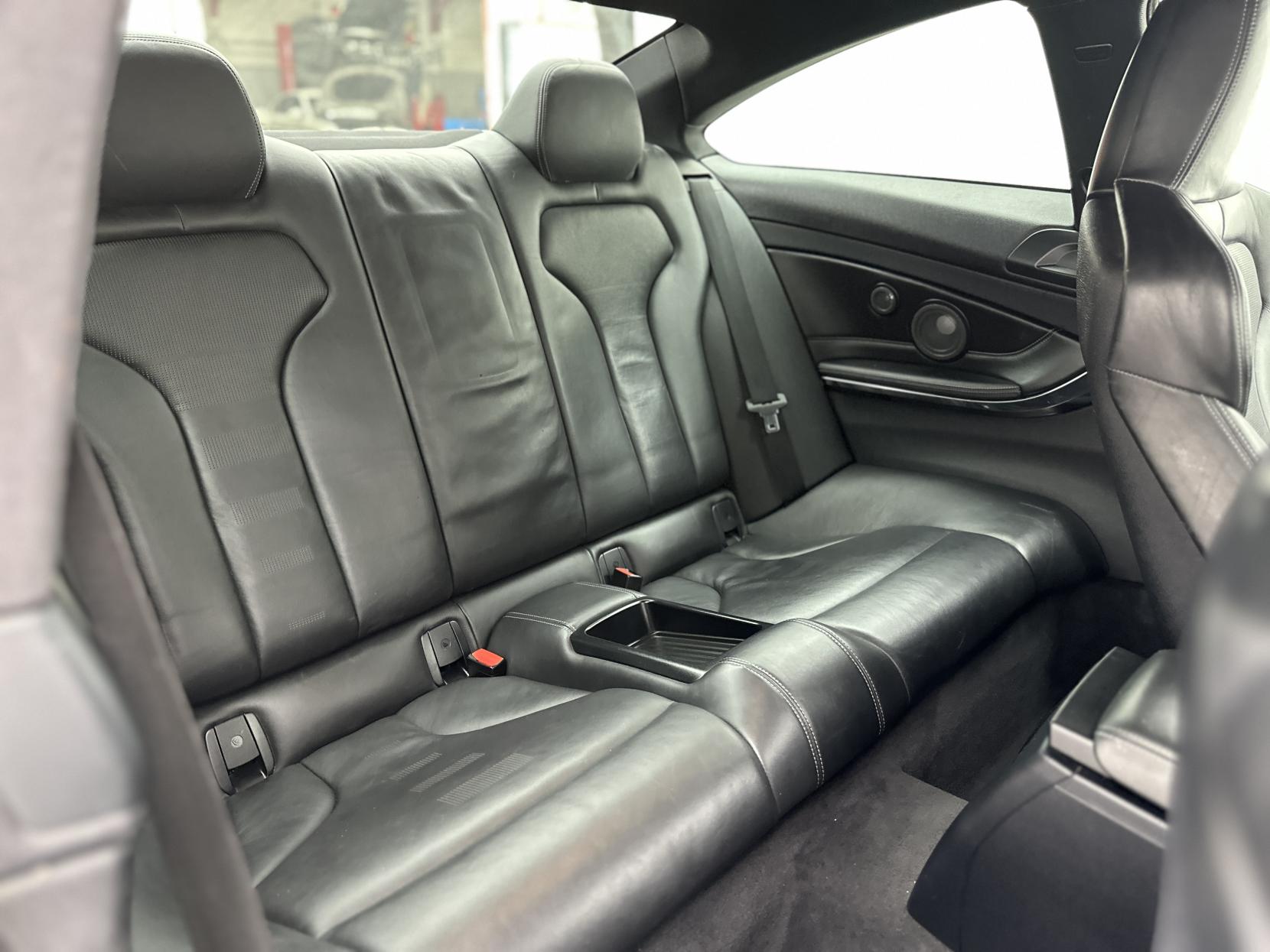 BMW M4 3.0 BiTurbo Coupe 2dr Petrol DCT Euro 6 (s/s) (431 ps)