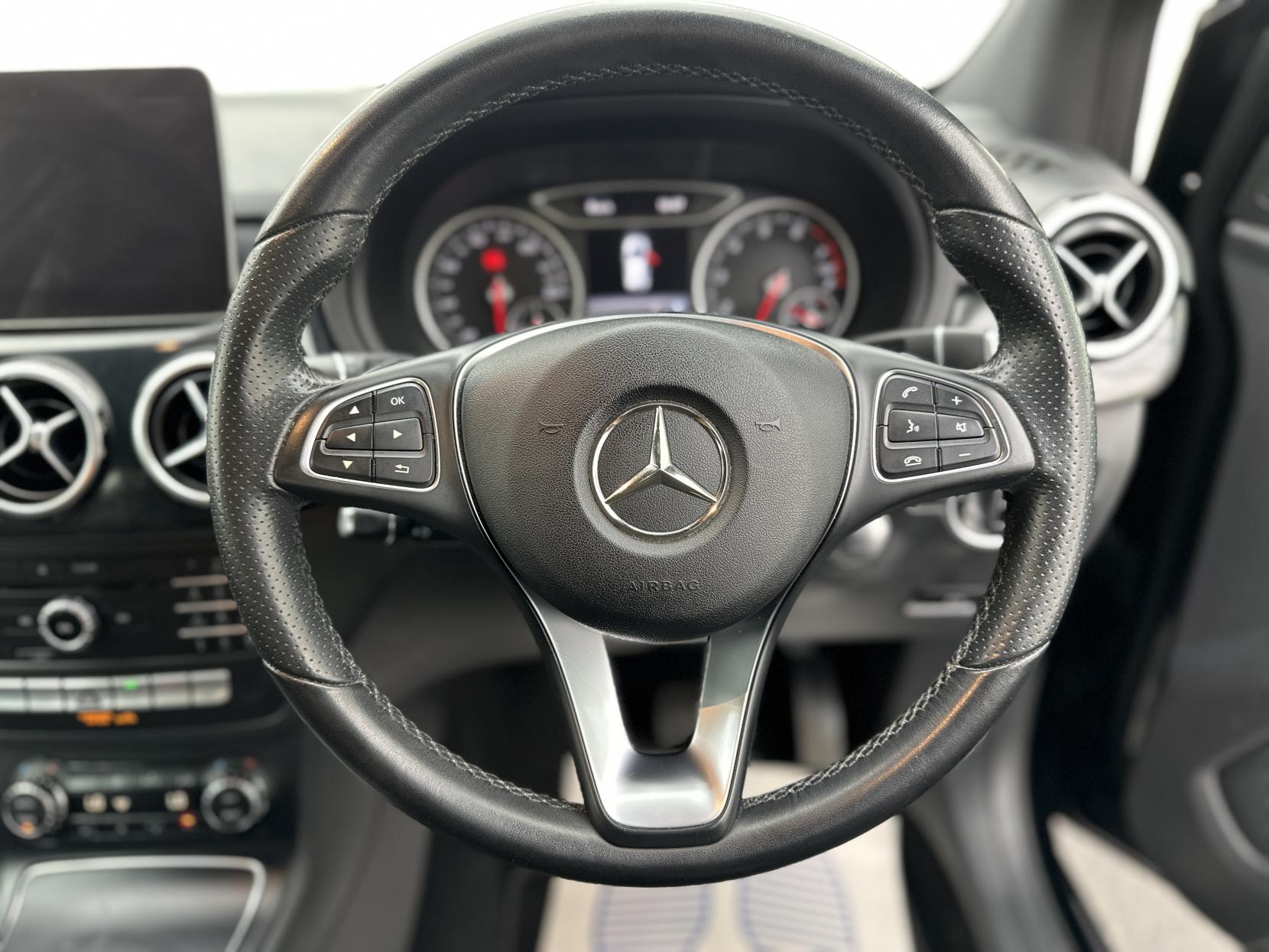 Mercedes-Benz B Class 1.6 B180 Exclusive Edition MPV 5dr Petrol 7G-DCT Euro 6 (s/s) (122 ps)