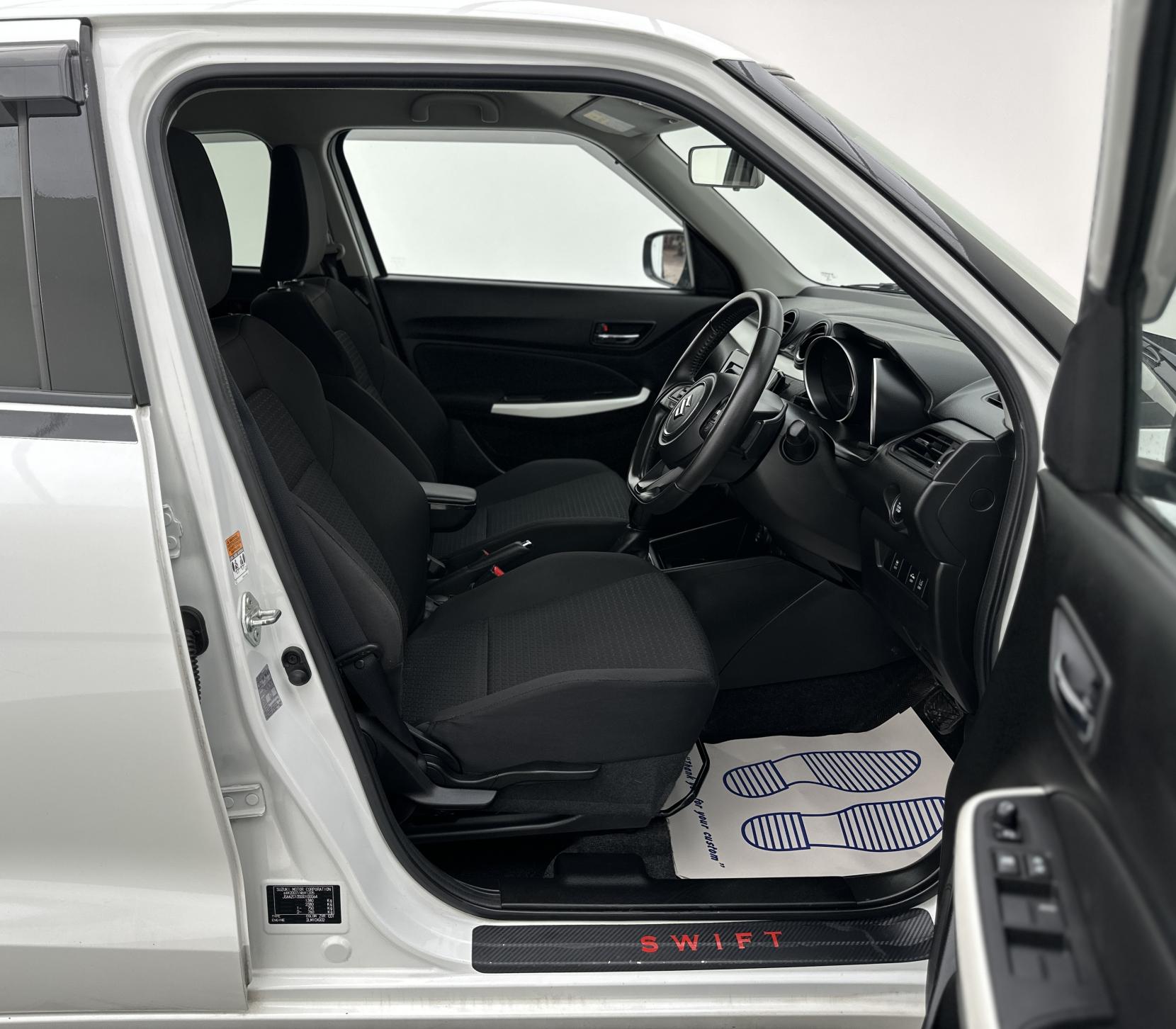 Suzuki Swift 1.0 Boosterjet SZ5 Hatchback 5dr Petrol Auto Euro 6 (111 ps)